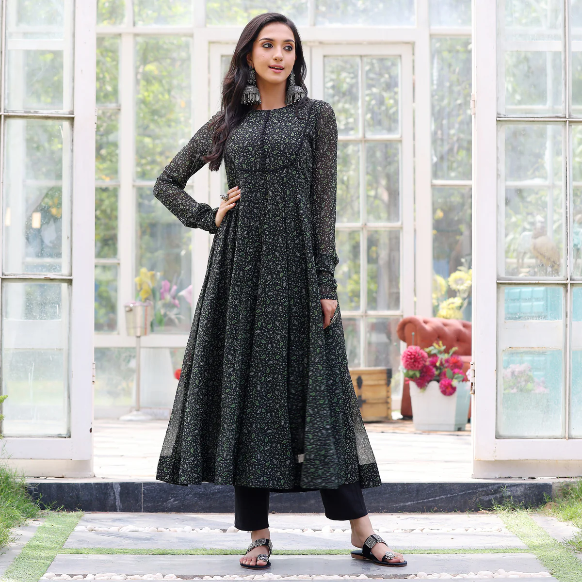 Maitreyi Flare Georgette Kurta - Image 4