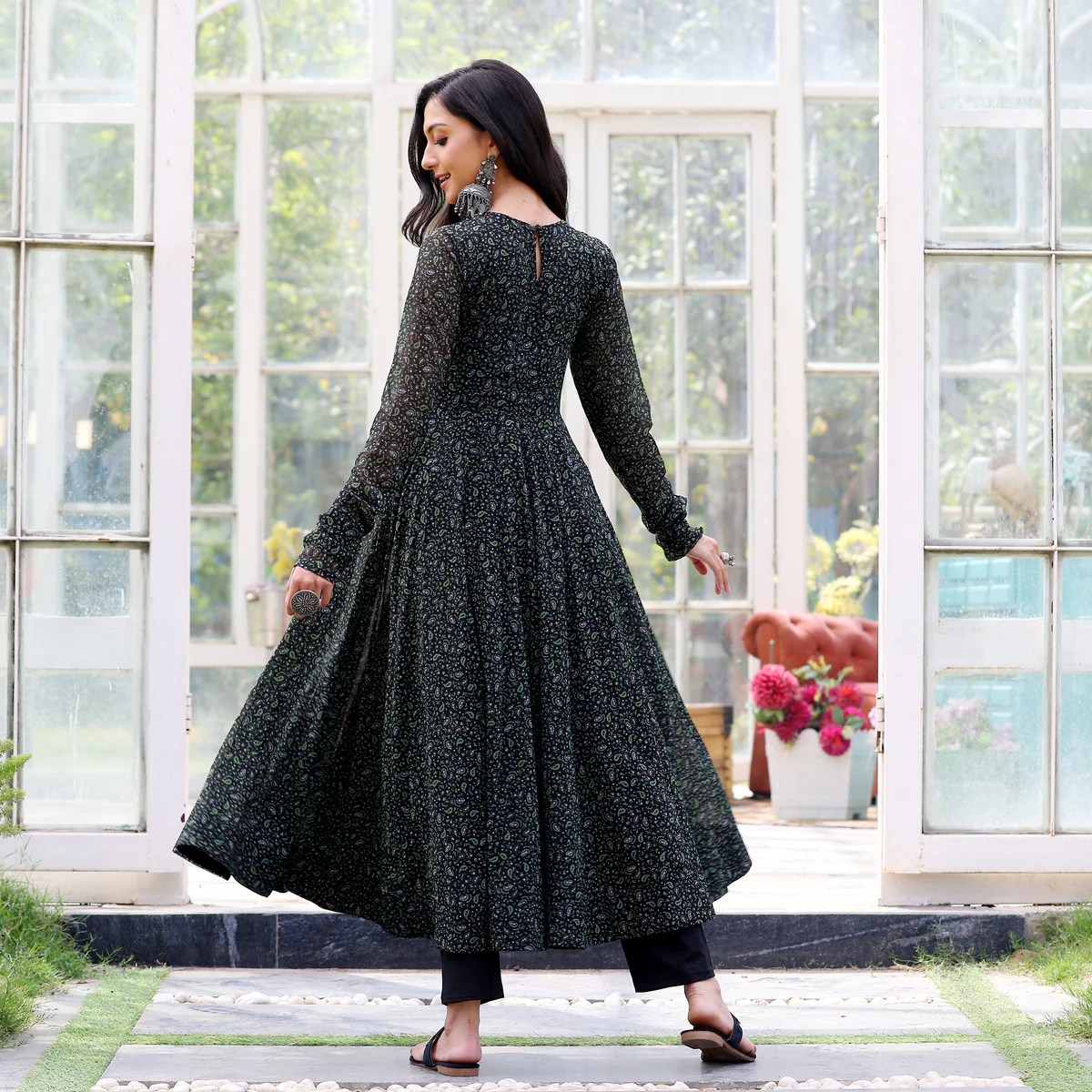 Maitreyi Flare Georgette Kurta - Image 5