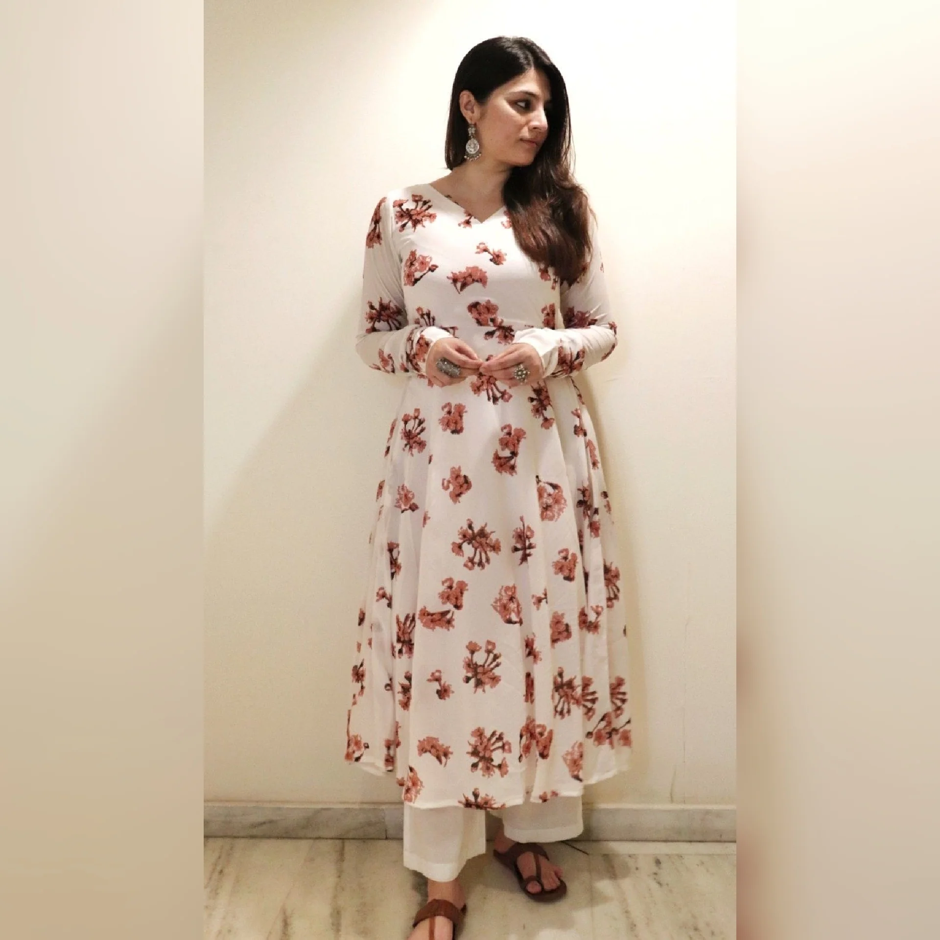 Manal sufaid kameez - Image 3