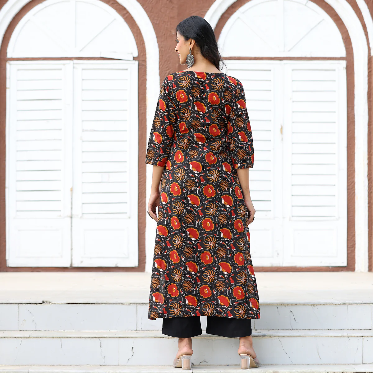 Mannari Straight Cotton Kurta - Image 9