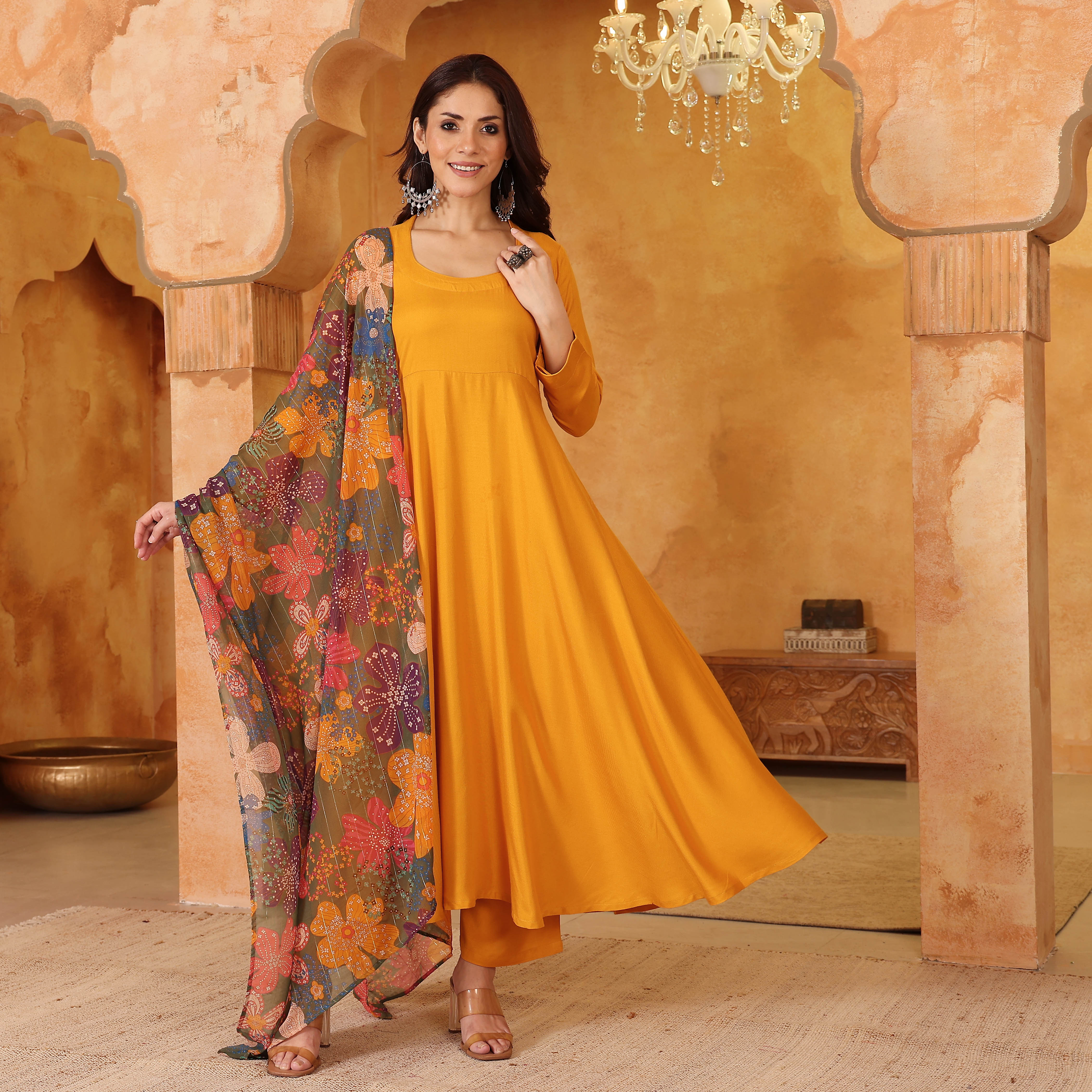 Mannat Rayon Set - Image 2