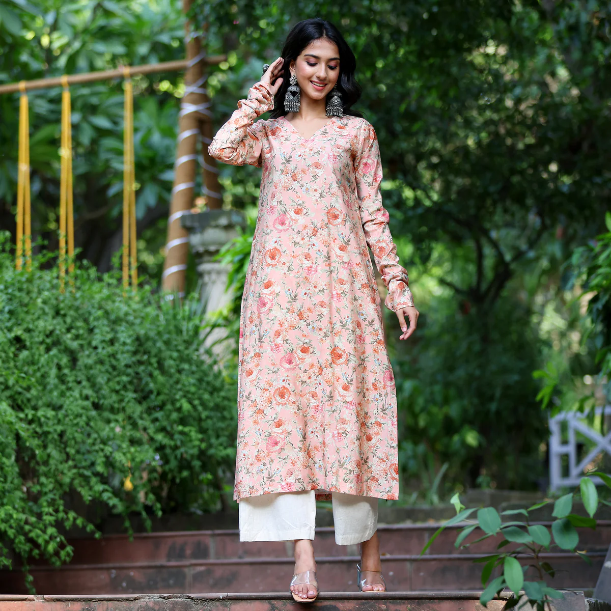 Mayisa Straight Rayon Kurta - Image 2