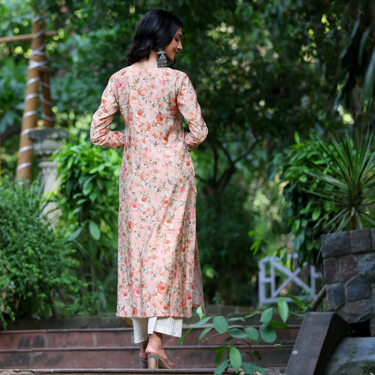 Mayisa Straight Rayon Kurta - Image 8