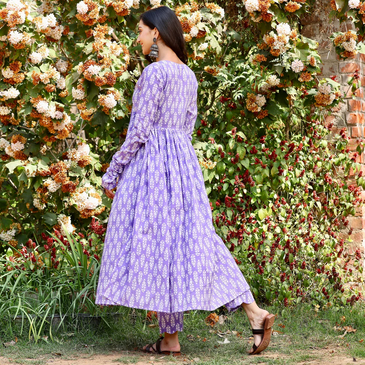 Mayukhi Cotton lavender set - Image 5