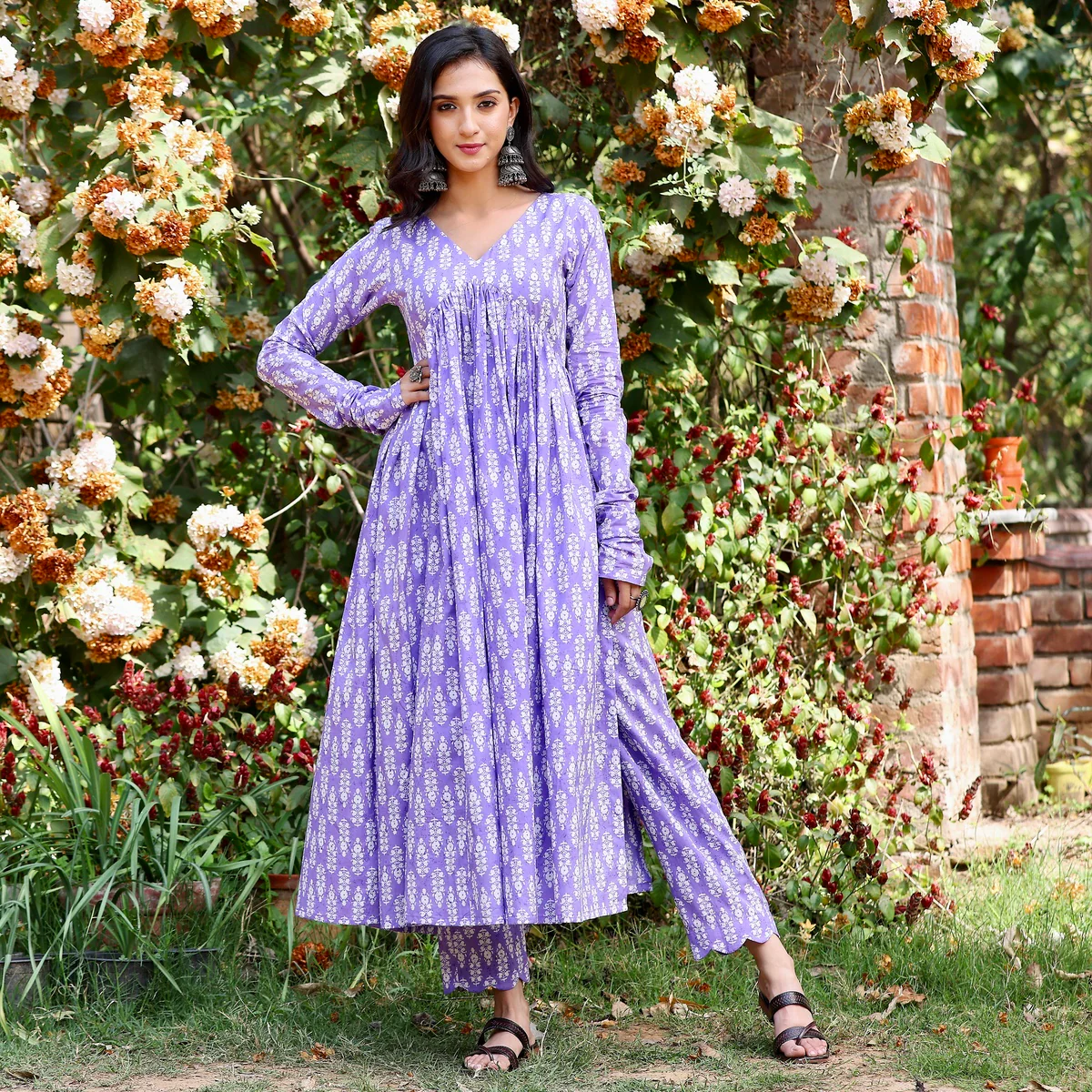 Mayukhi Cotton lavender set - Image 6