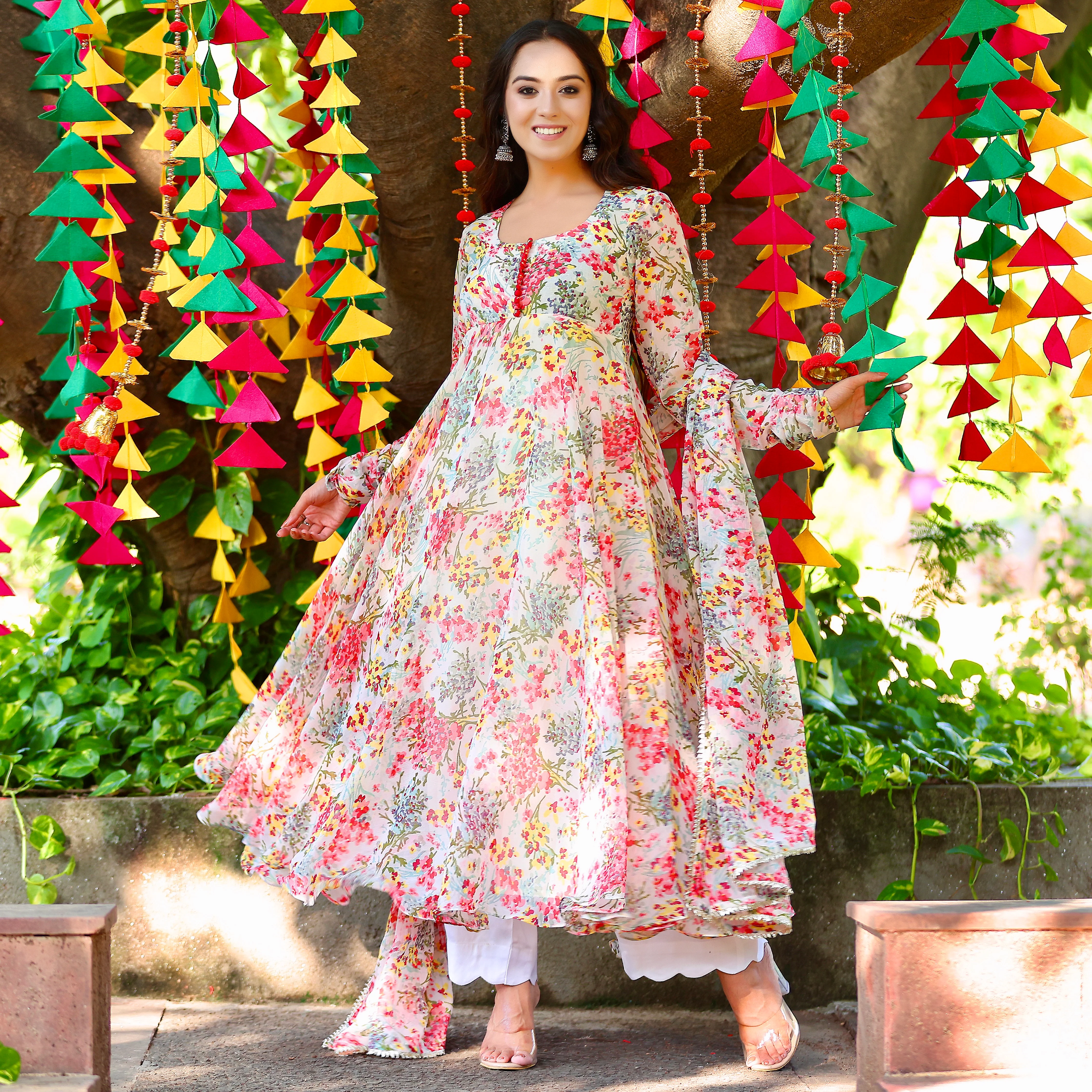 Mirha floral Gher set - Image 2