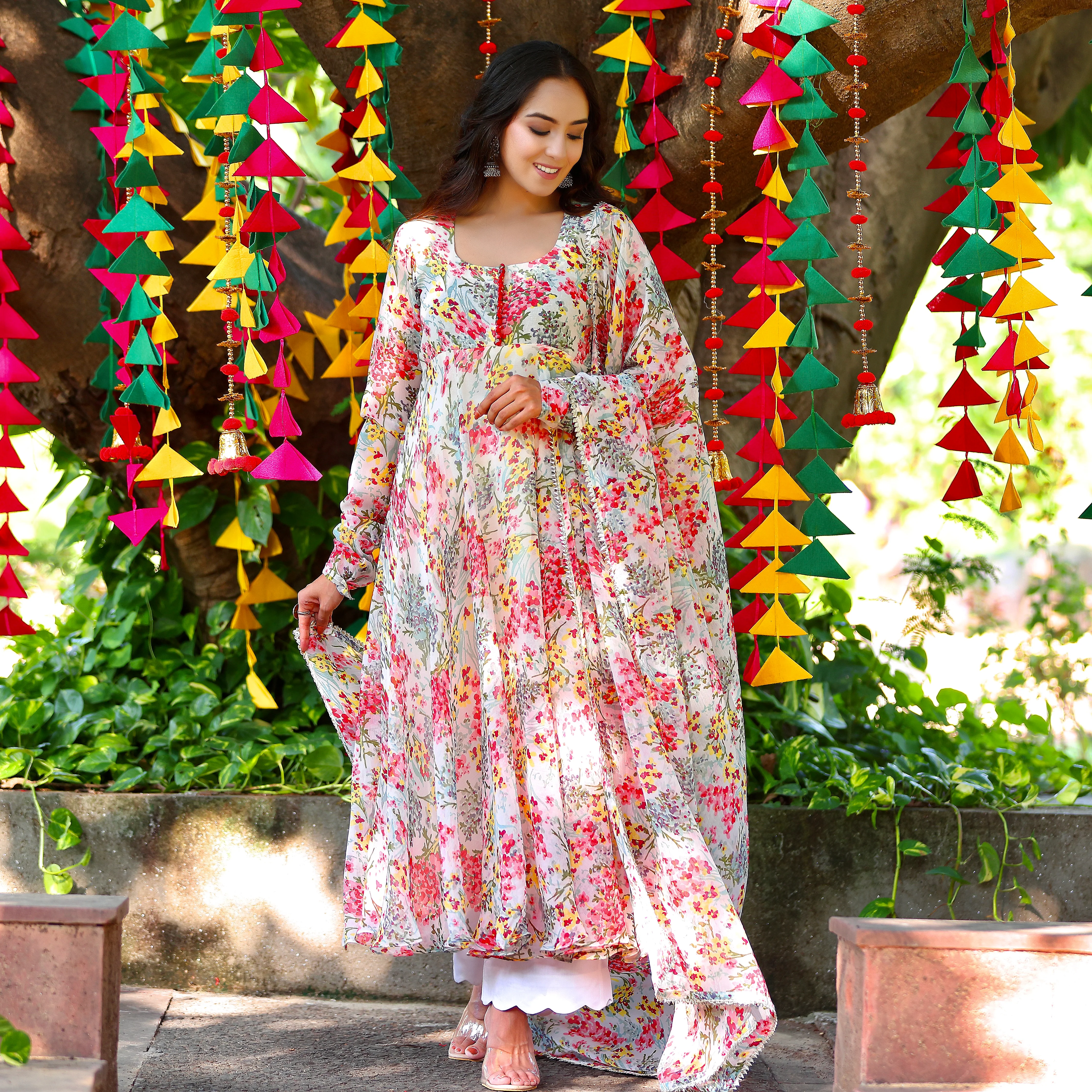 Mirha floral Gher set - Image 4