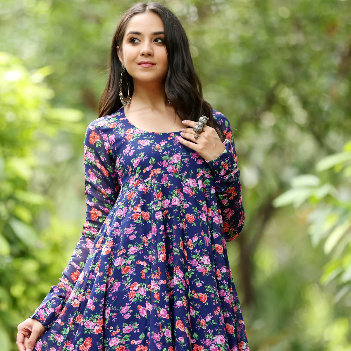 Mriga Floral Gerogette Kurta - Image 3