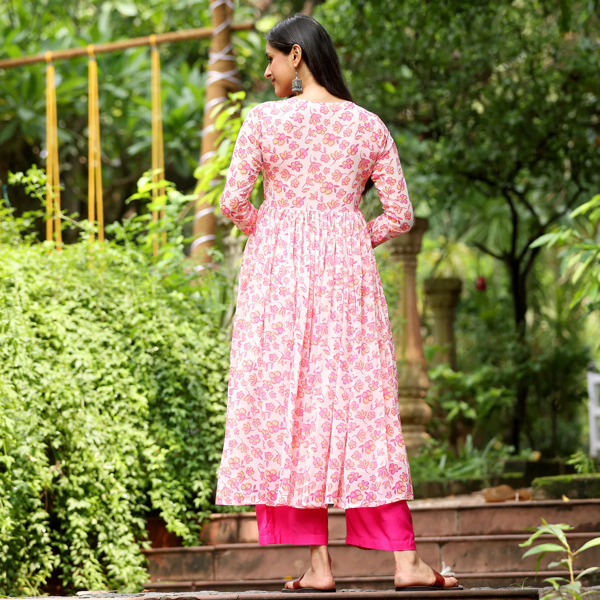 Mudika Georgette Kurta - Image 7
