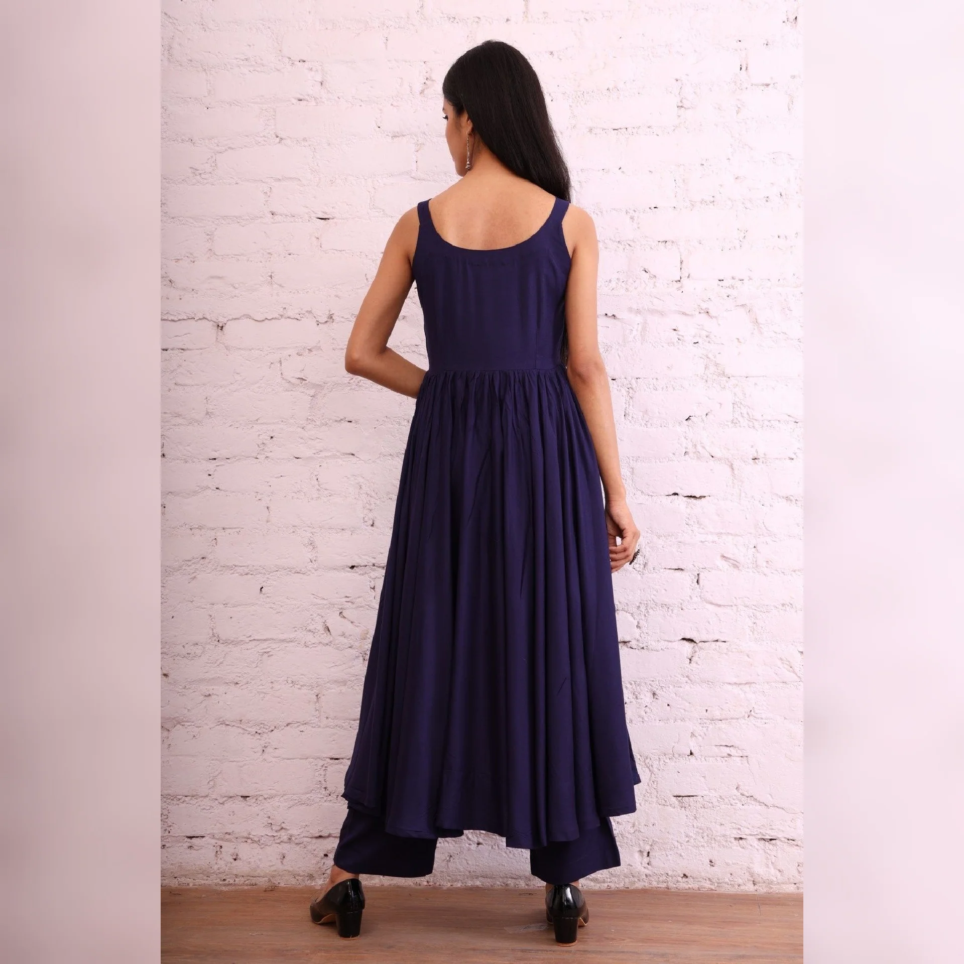 Naina Gher set - Image 4