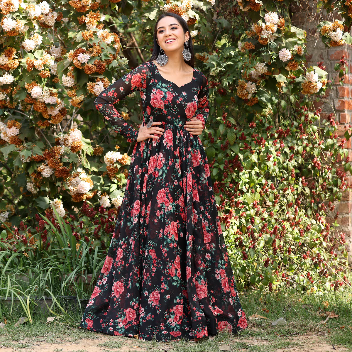 Naira black Georgette Dress - Image 2