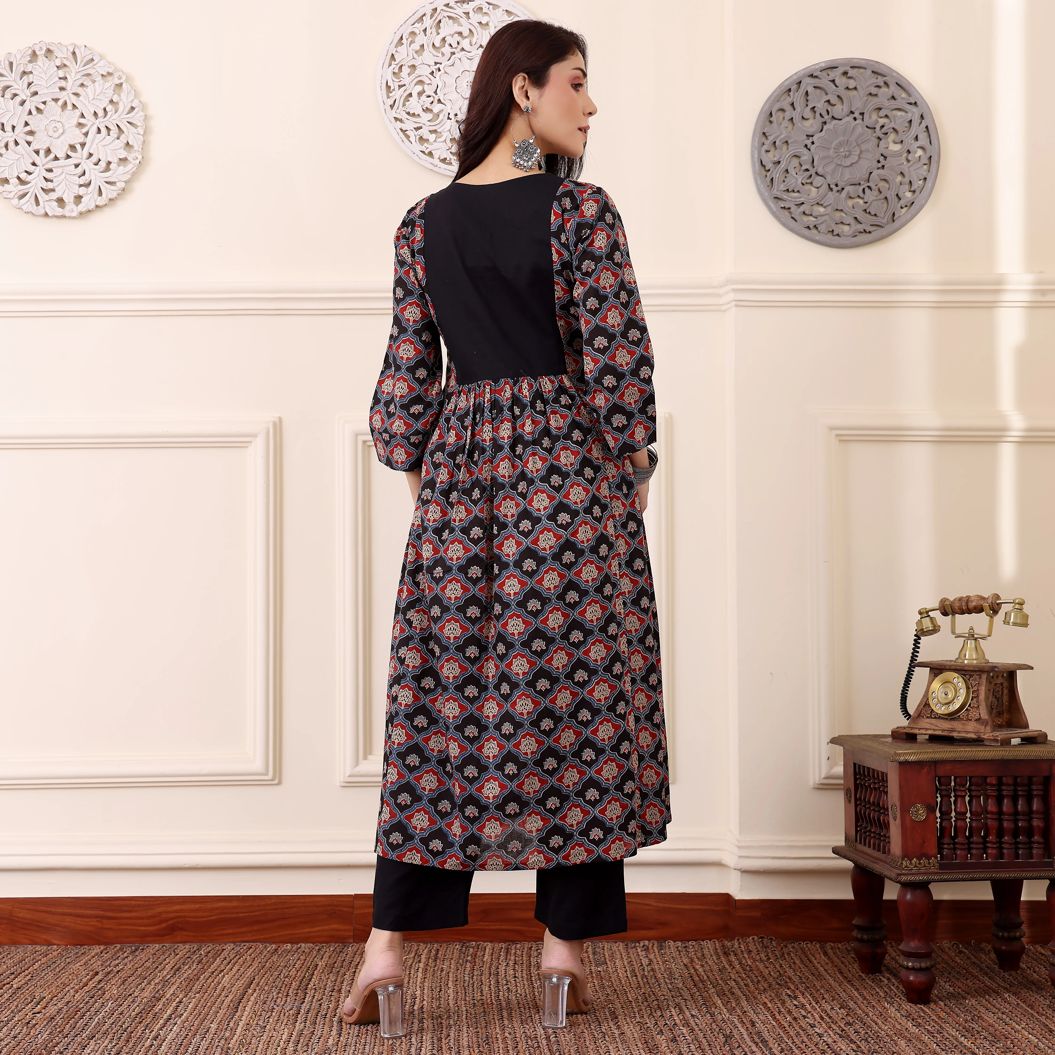 Nirmala Cotton Kurta - Image 7