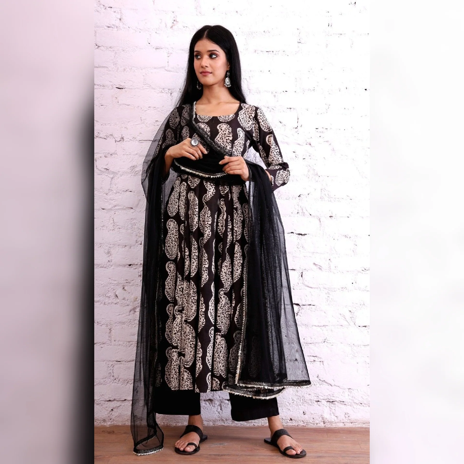 Nisha paisley set - Image 4