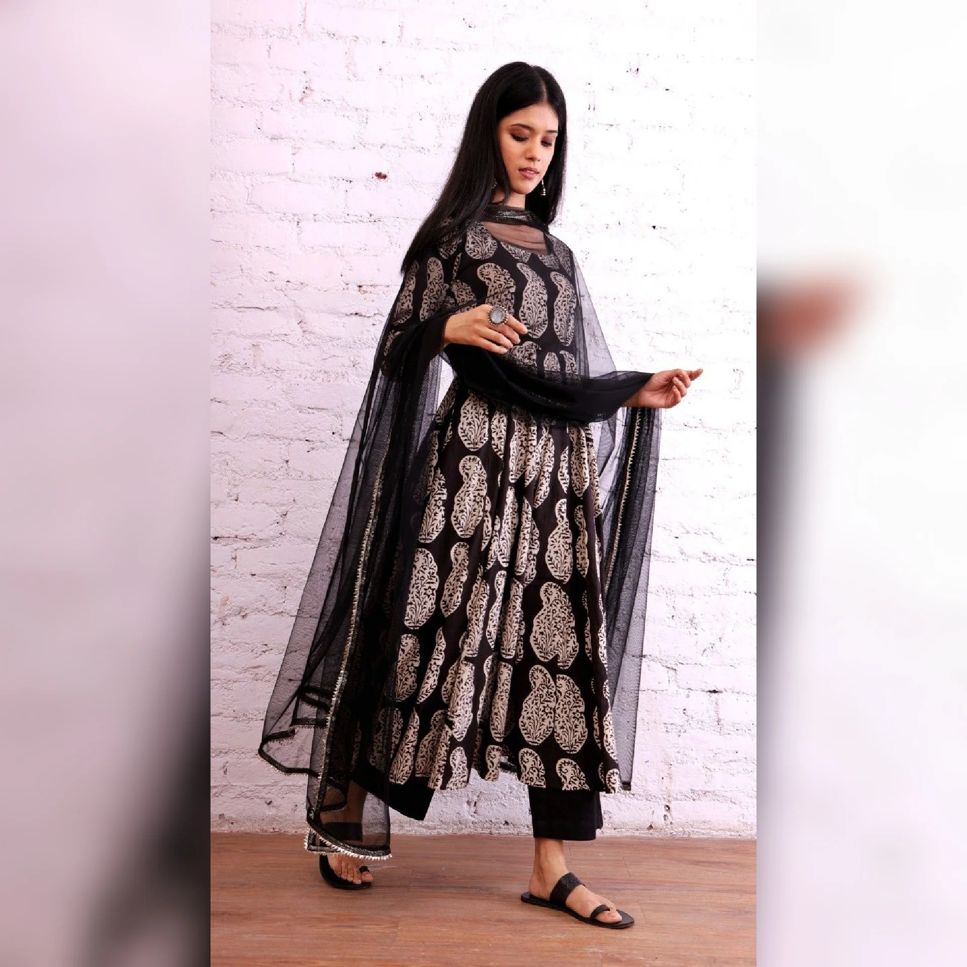Nisha paisley set - Image 7