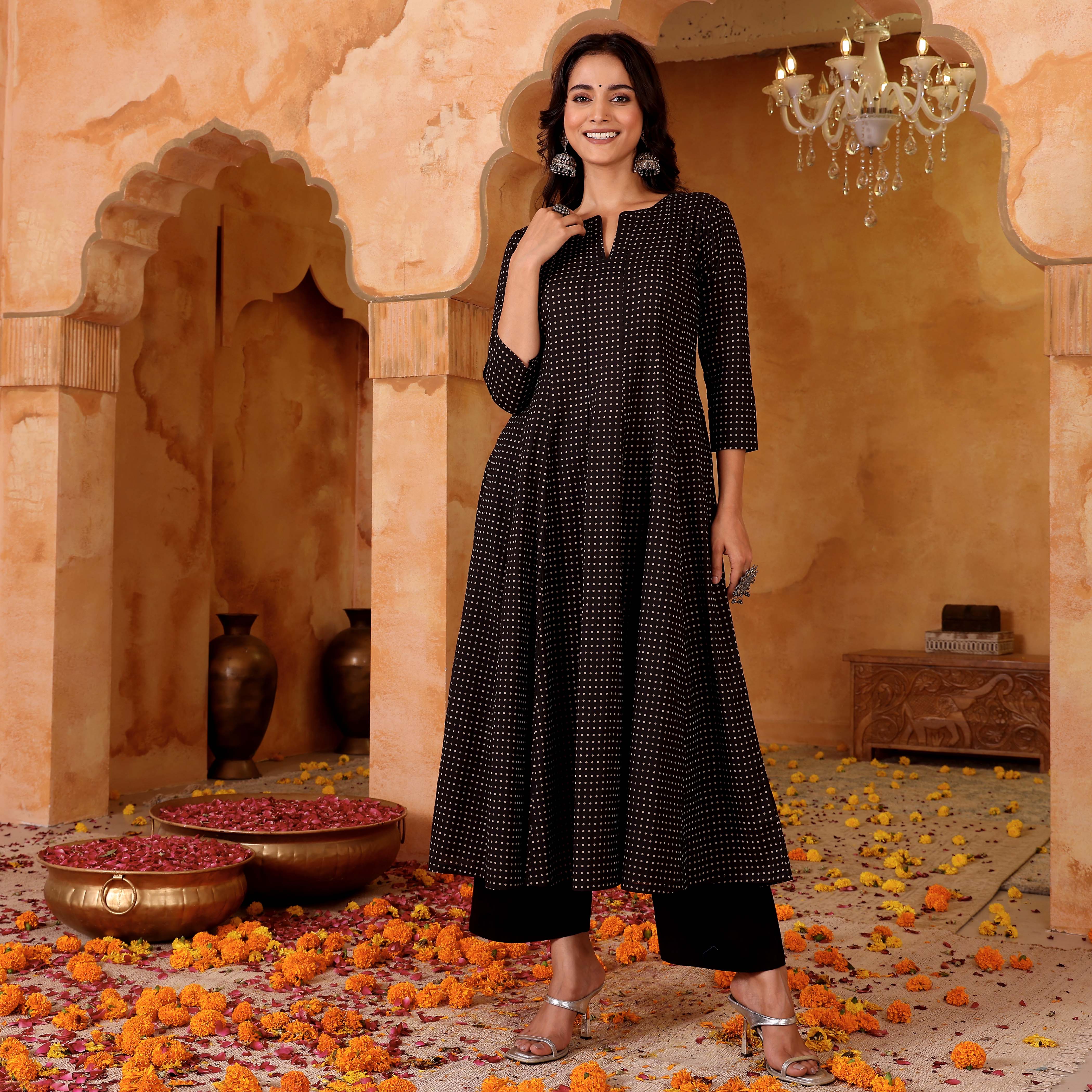 Niyati Cotton Kurta - Image 5