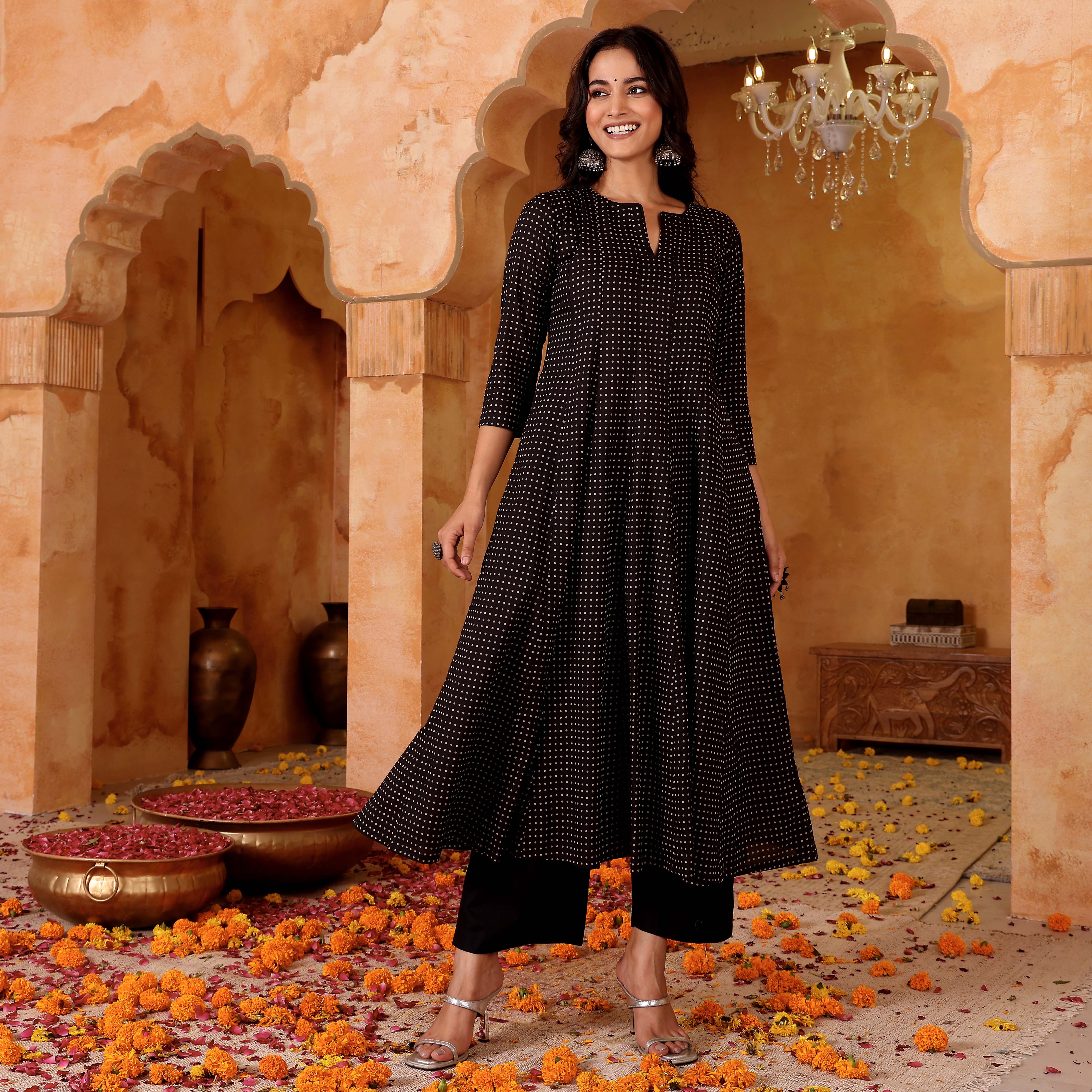 Niyati Cotton Kurta - Image 7