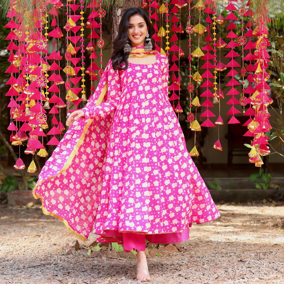 Pink Moonmoon Georgette  Set - Image 10