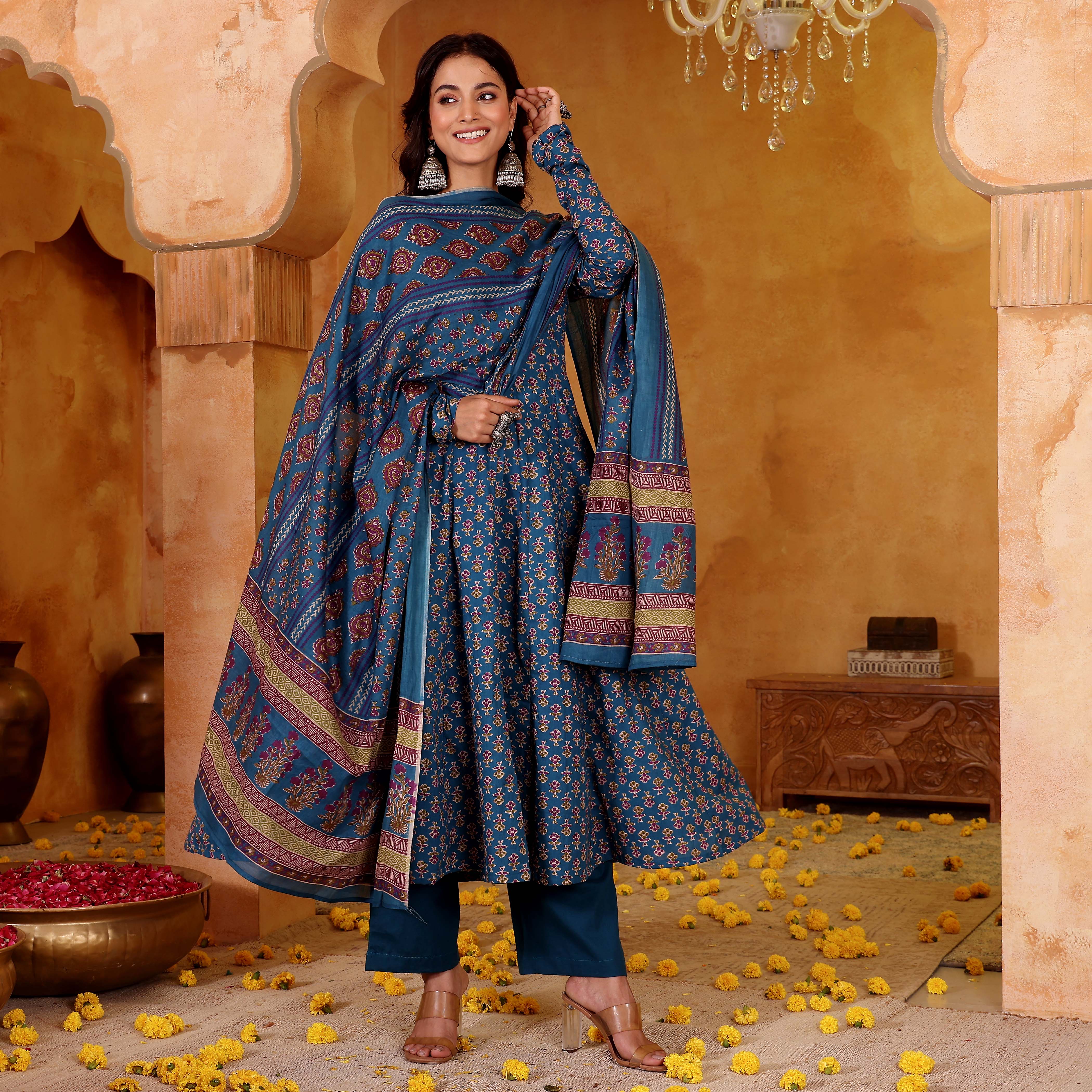 Pranali Cotton Set - Image 4