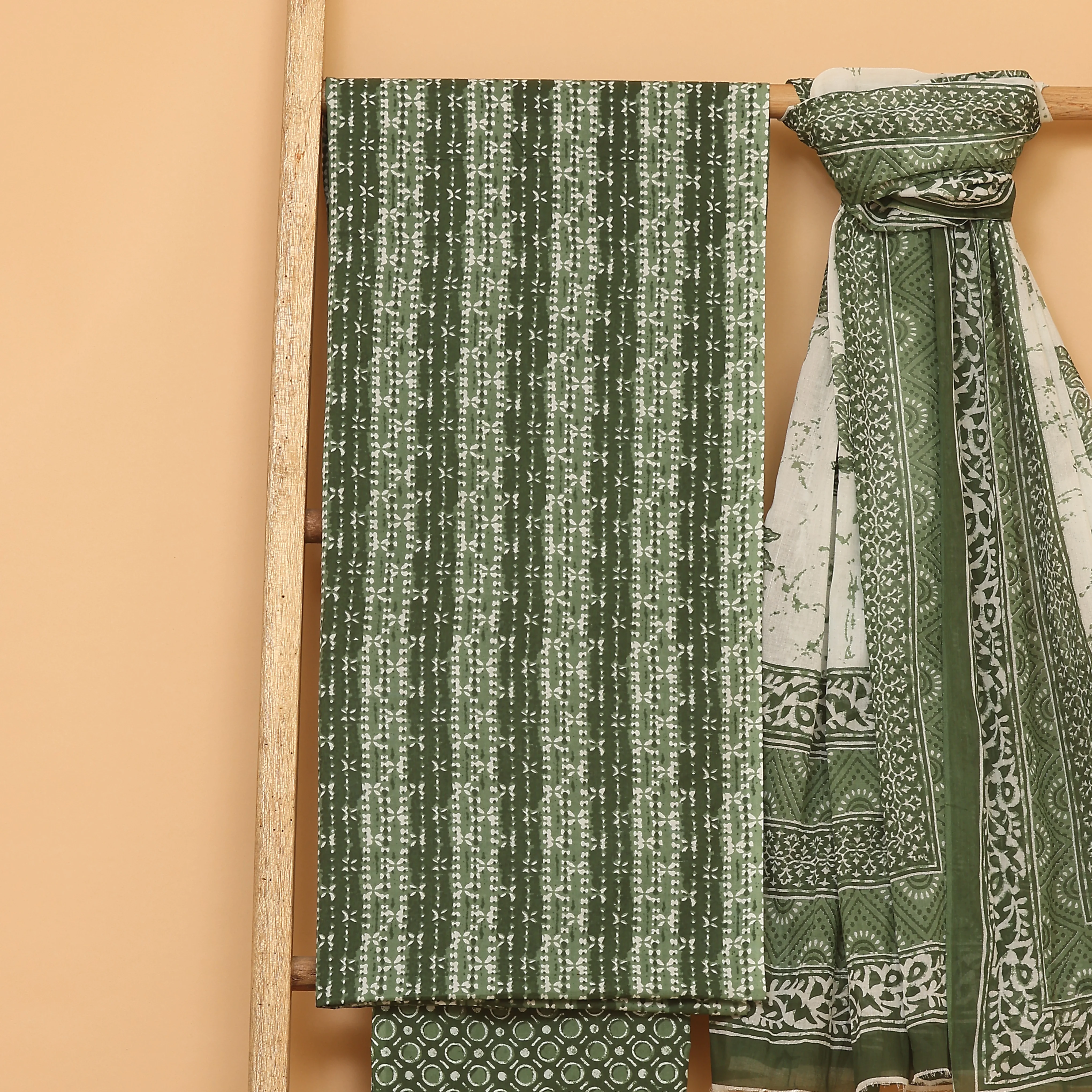 Mariam Tree hand block printed cotton  unstitched Suit set - Image 4