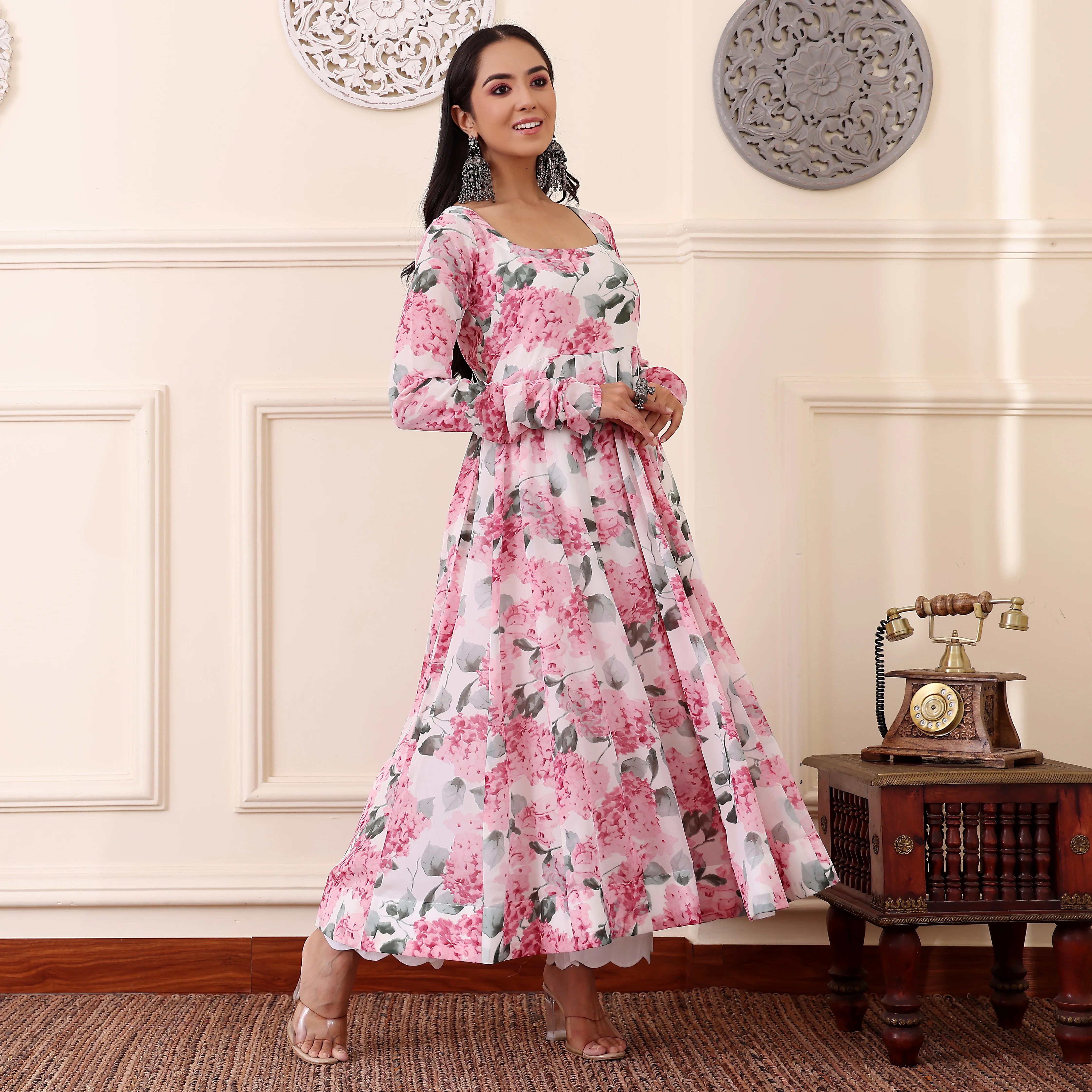 Raima Gerogette Kalidaar Kurta - Image 5