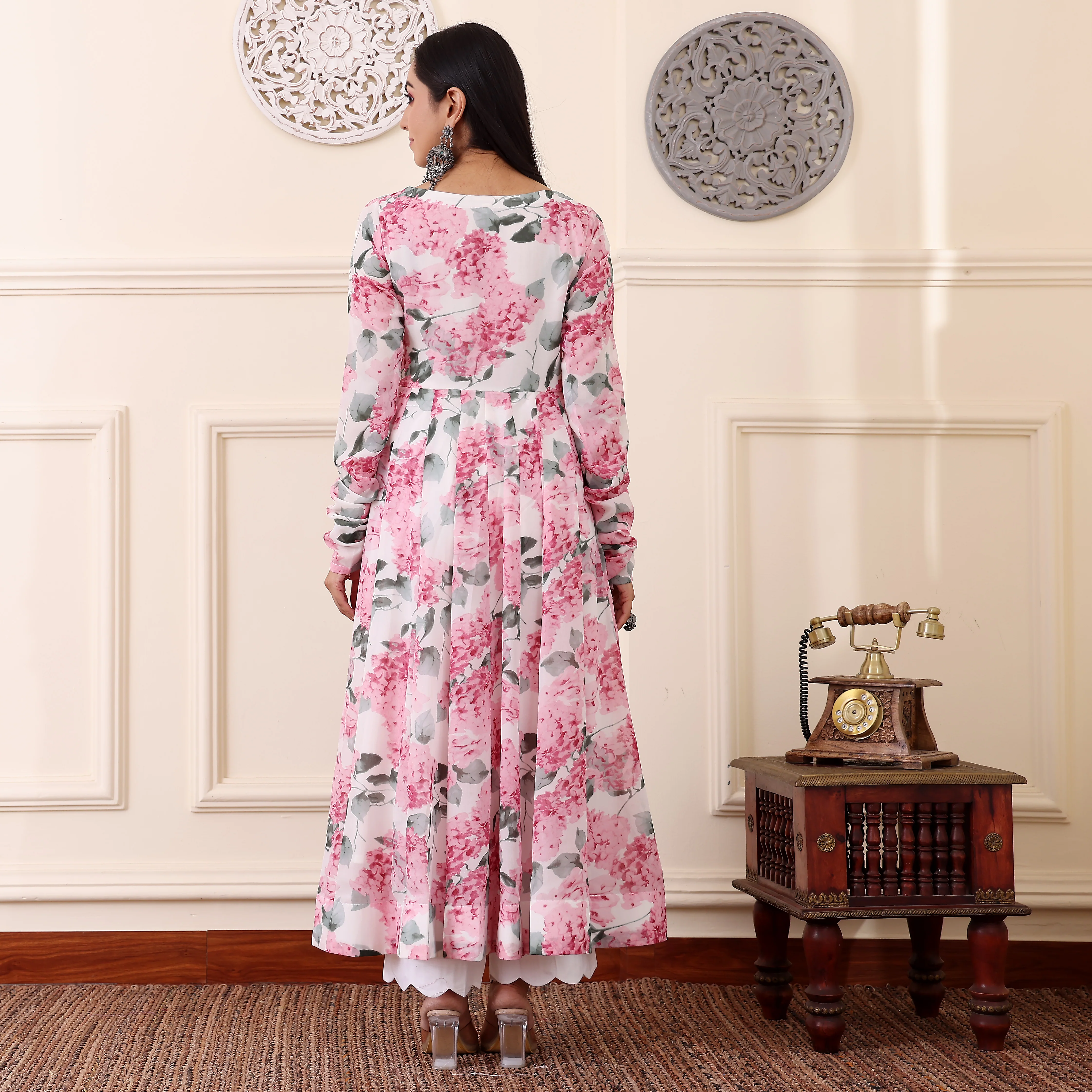 Raima Gerogette Kalidaar Kurta - Image 6