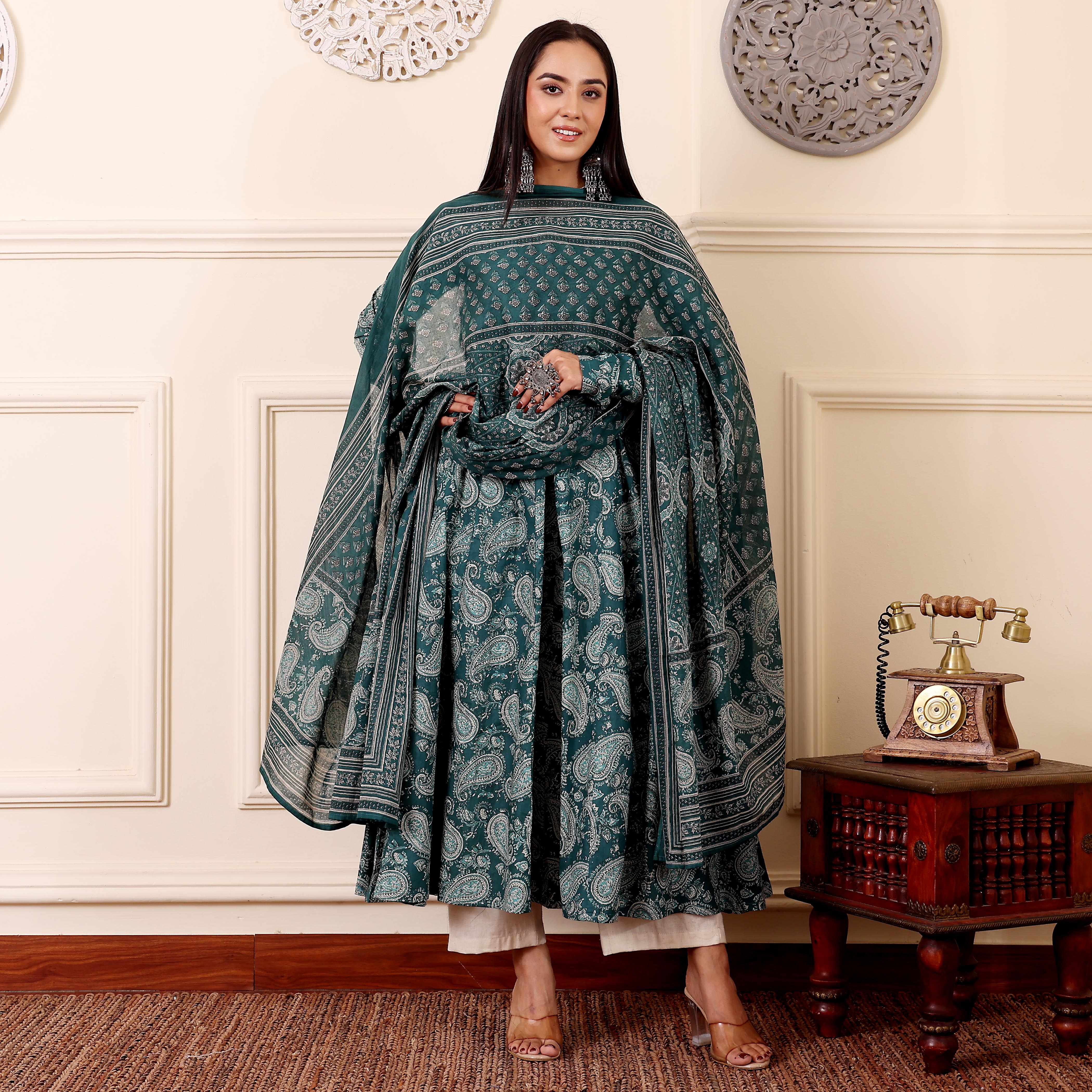 Ravika Cotton Set - Image 2