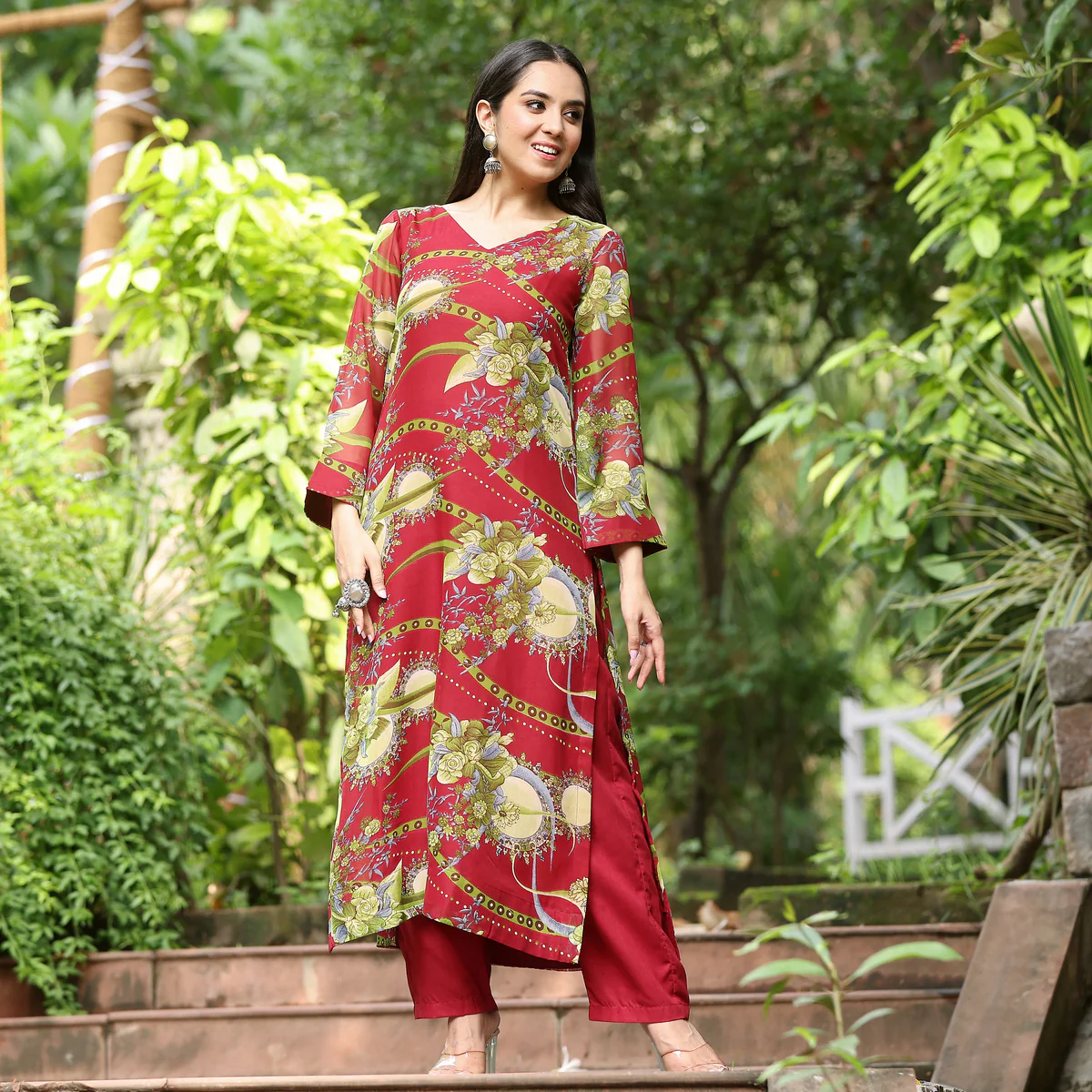 Rhythm Floral Georgette Kameez - Image 3