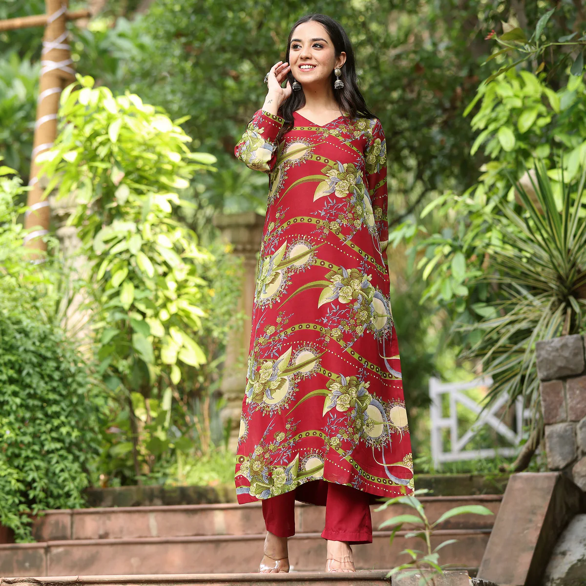 Rhythm Floral Georgette Kameez - Image 5