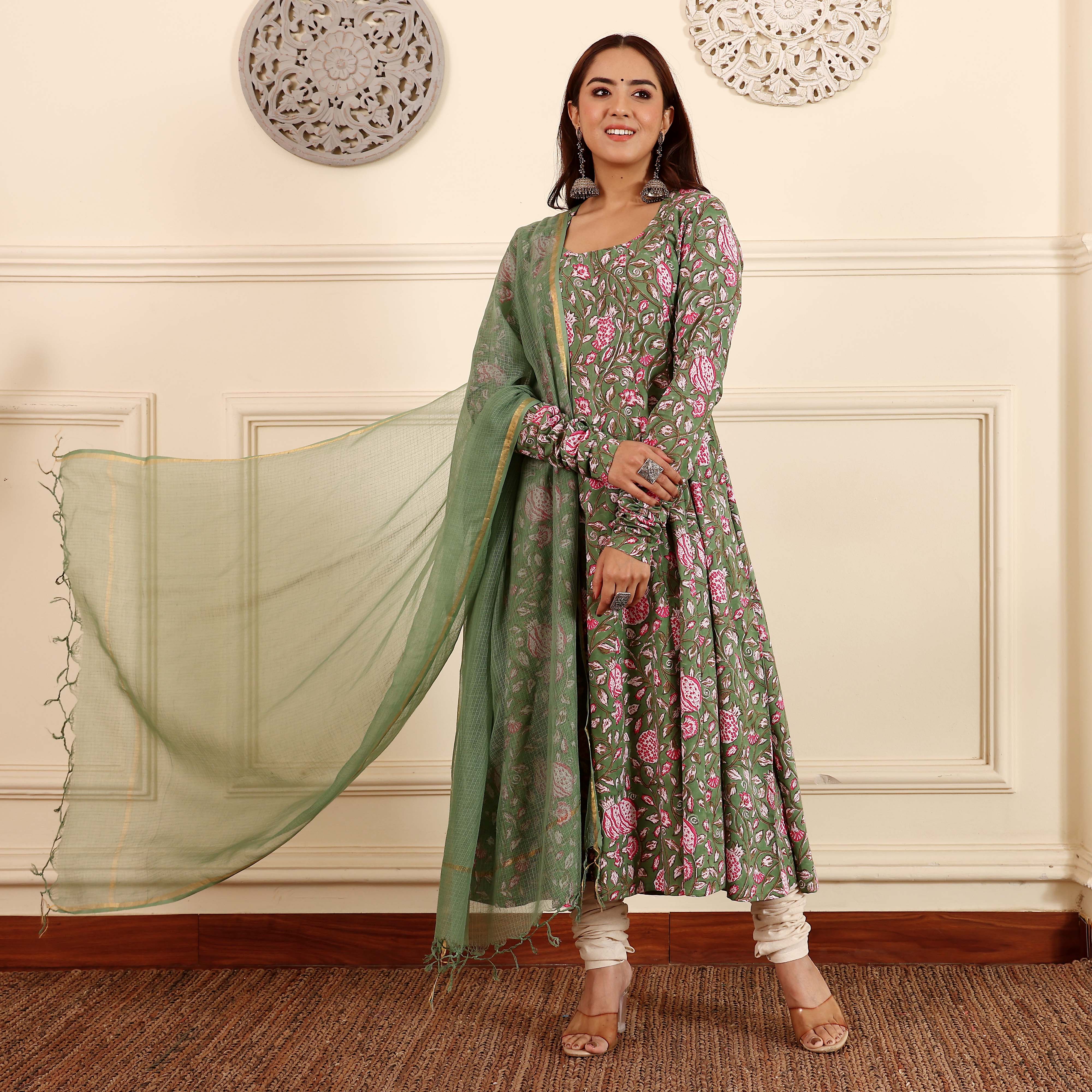 Rituparna Handblock Kalidaar Set - Image 2