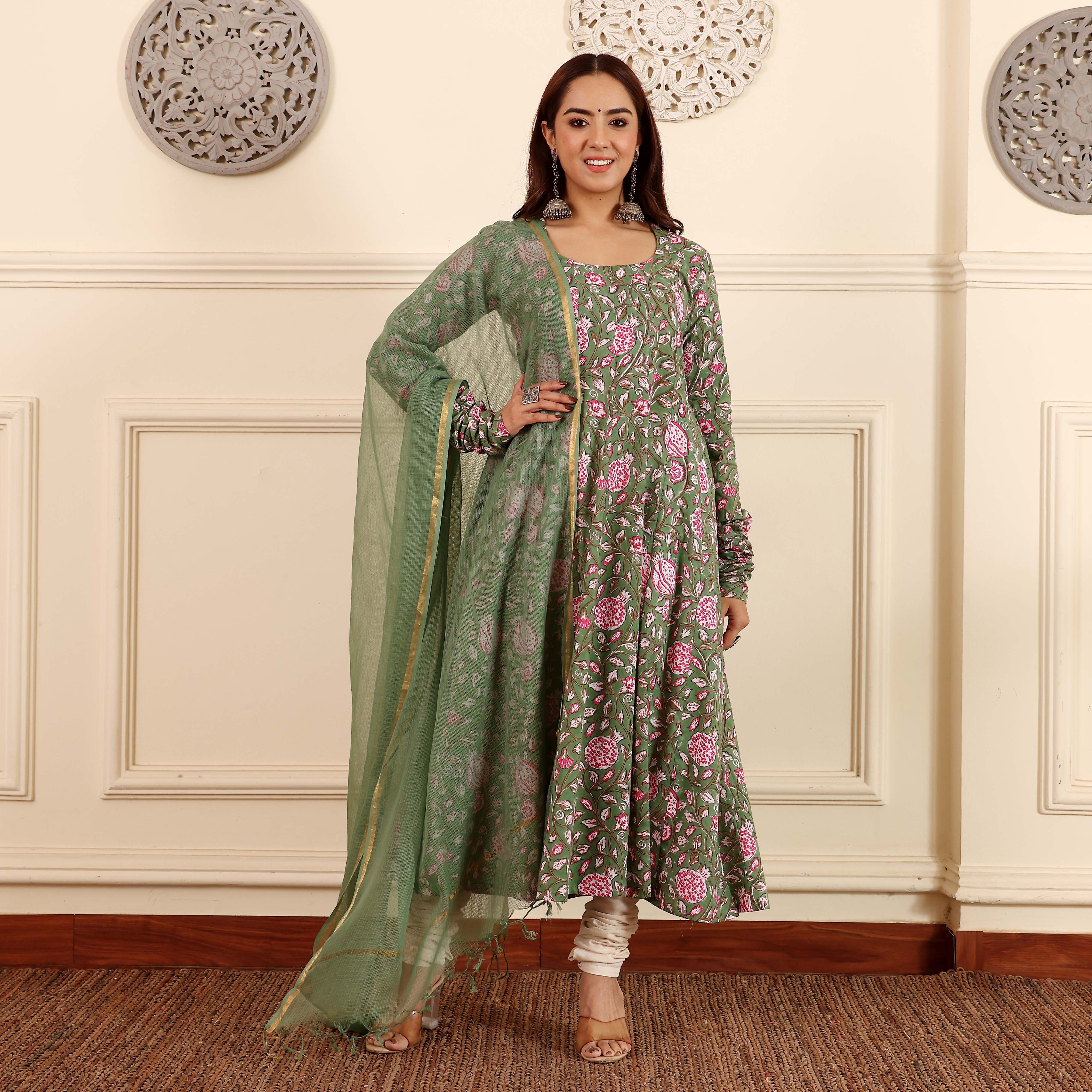 Rituparna Handblock Kalidaar Set - Image 3