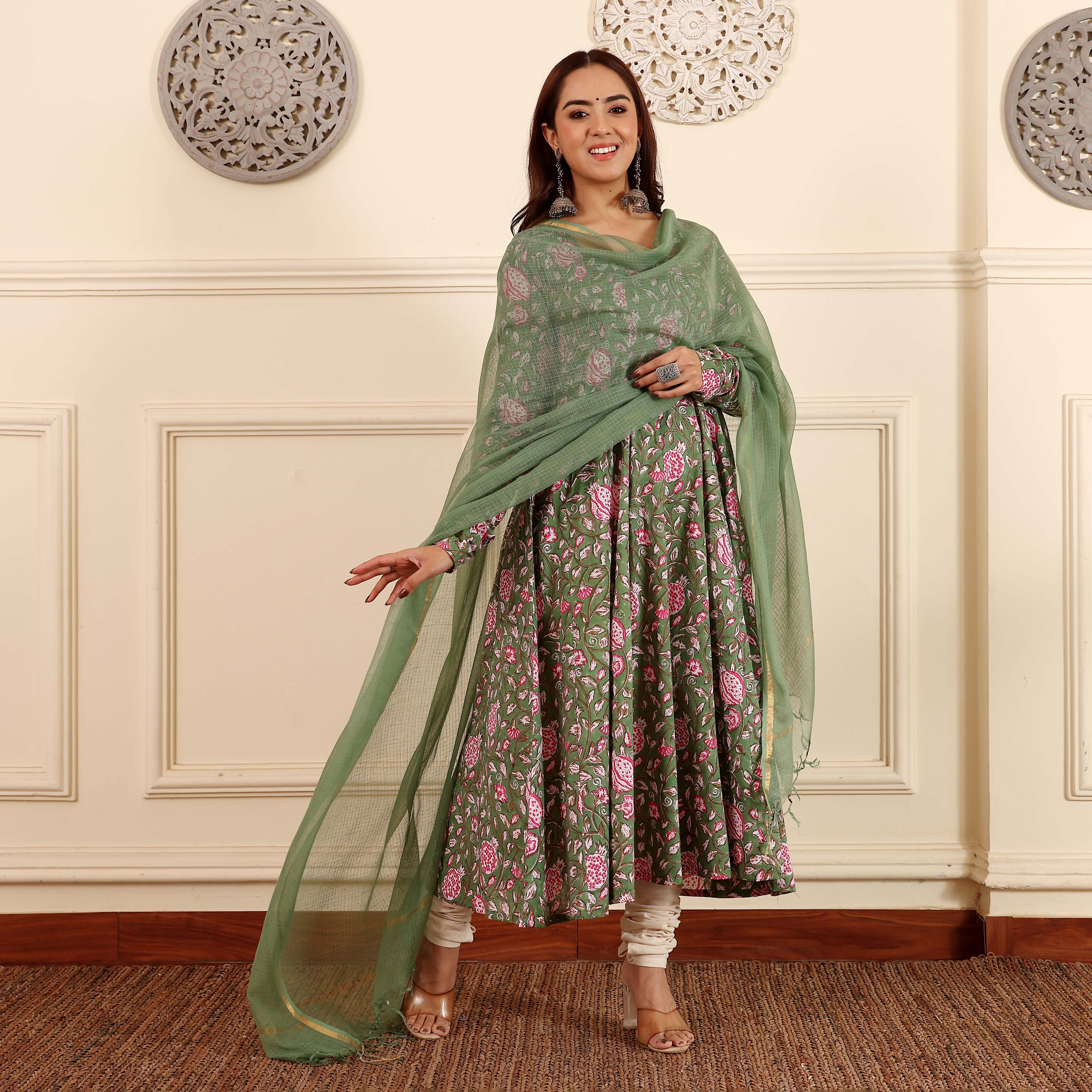 Rituparna Handblock Kalidaar Set - Image 4