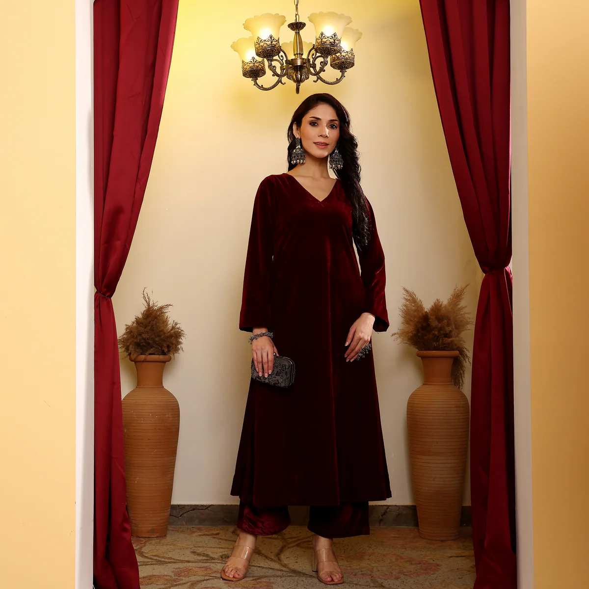 Rubina  Velvet Set - Image 9