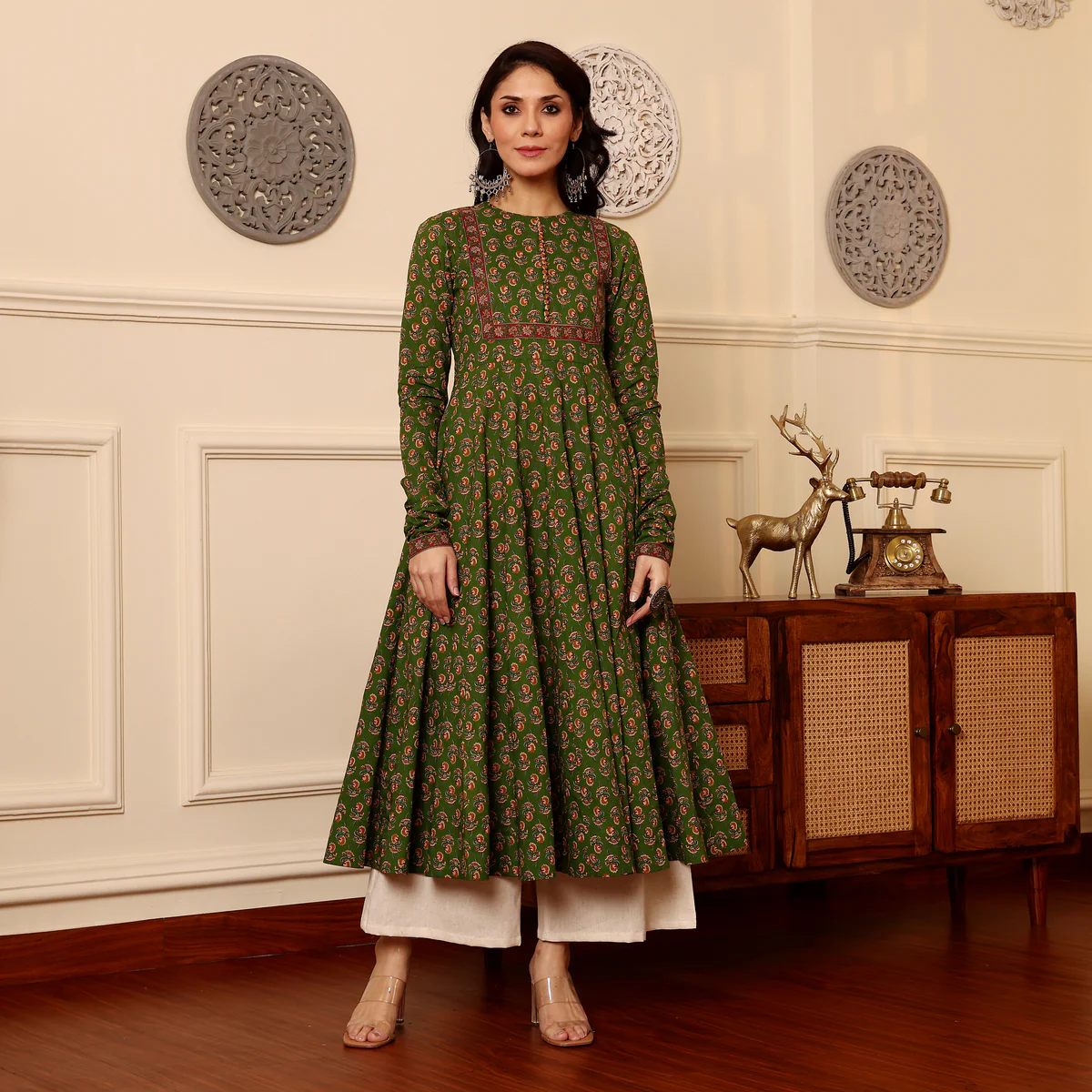 Sabrina Green Kalidar  kurta - Image 4