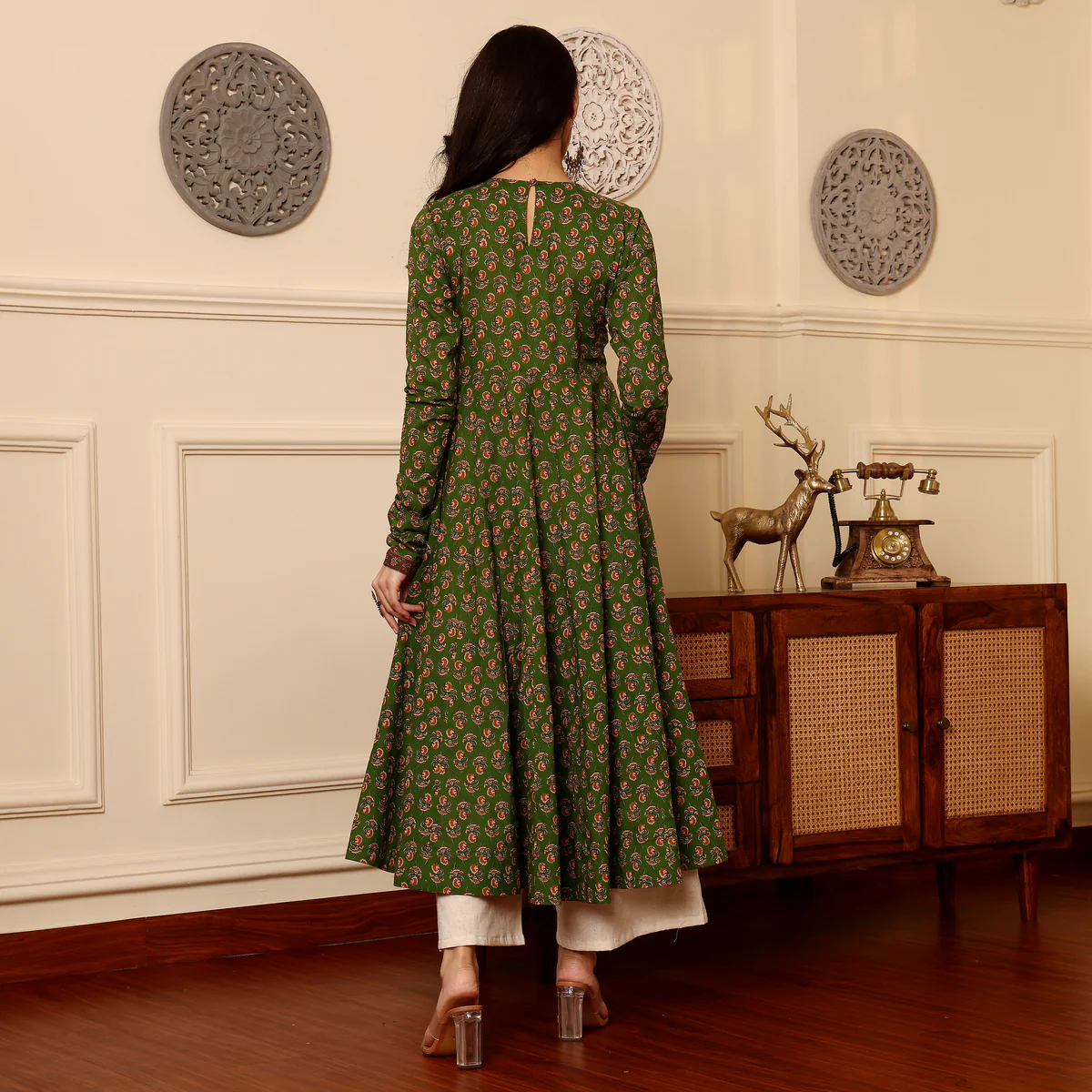 Sabrina Green Kalidar  kurta - Image 7