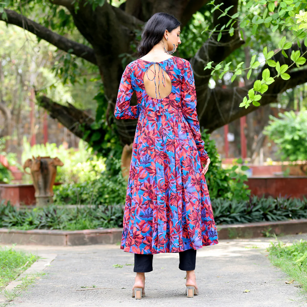 Rati Floral Georgette Kurta - Image 8