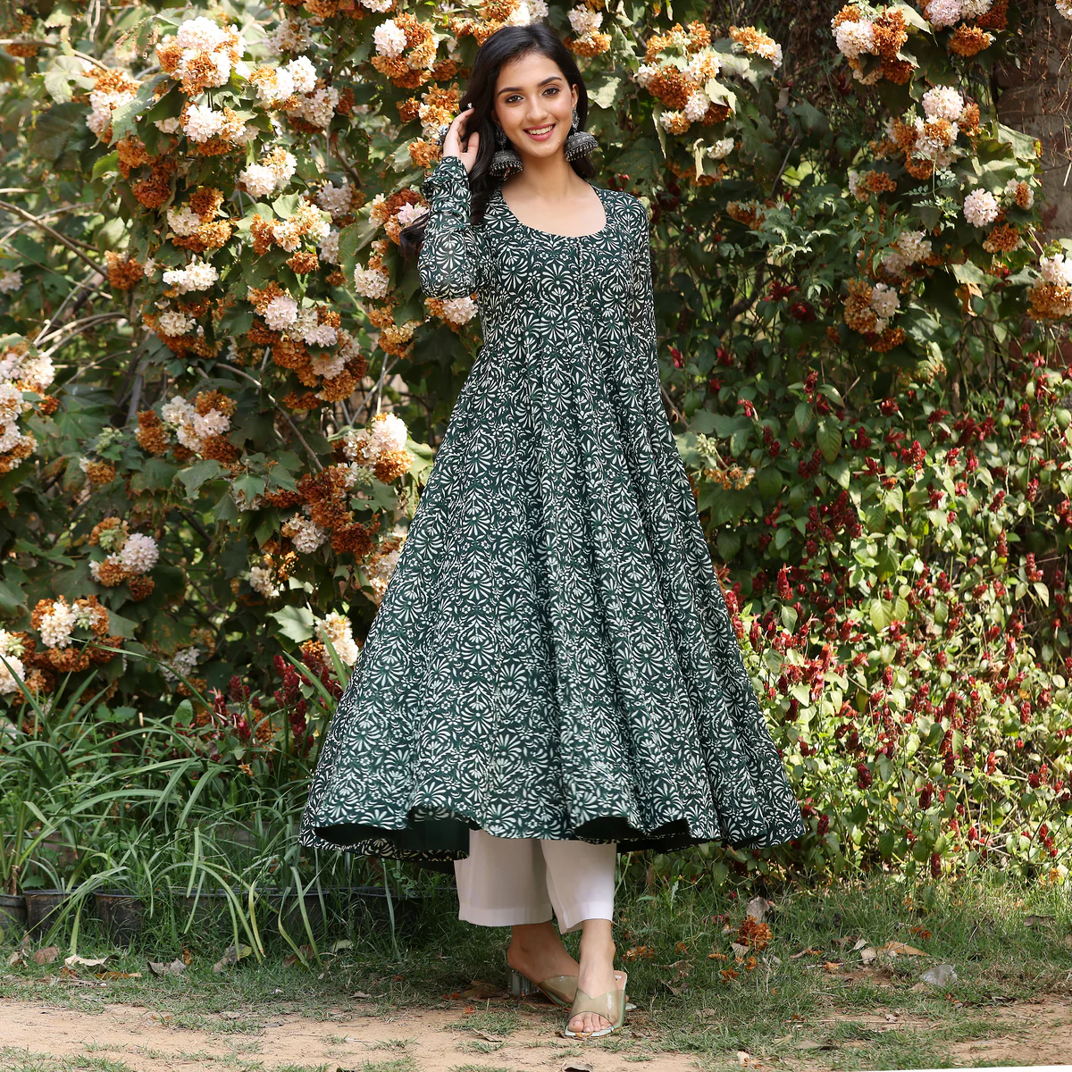 Savnika Gher Gerogette Kurta - Image 5