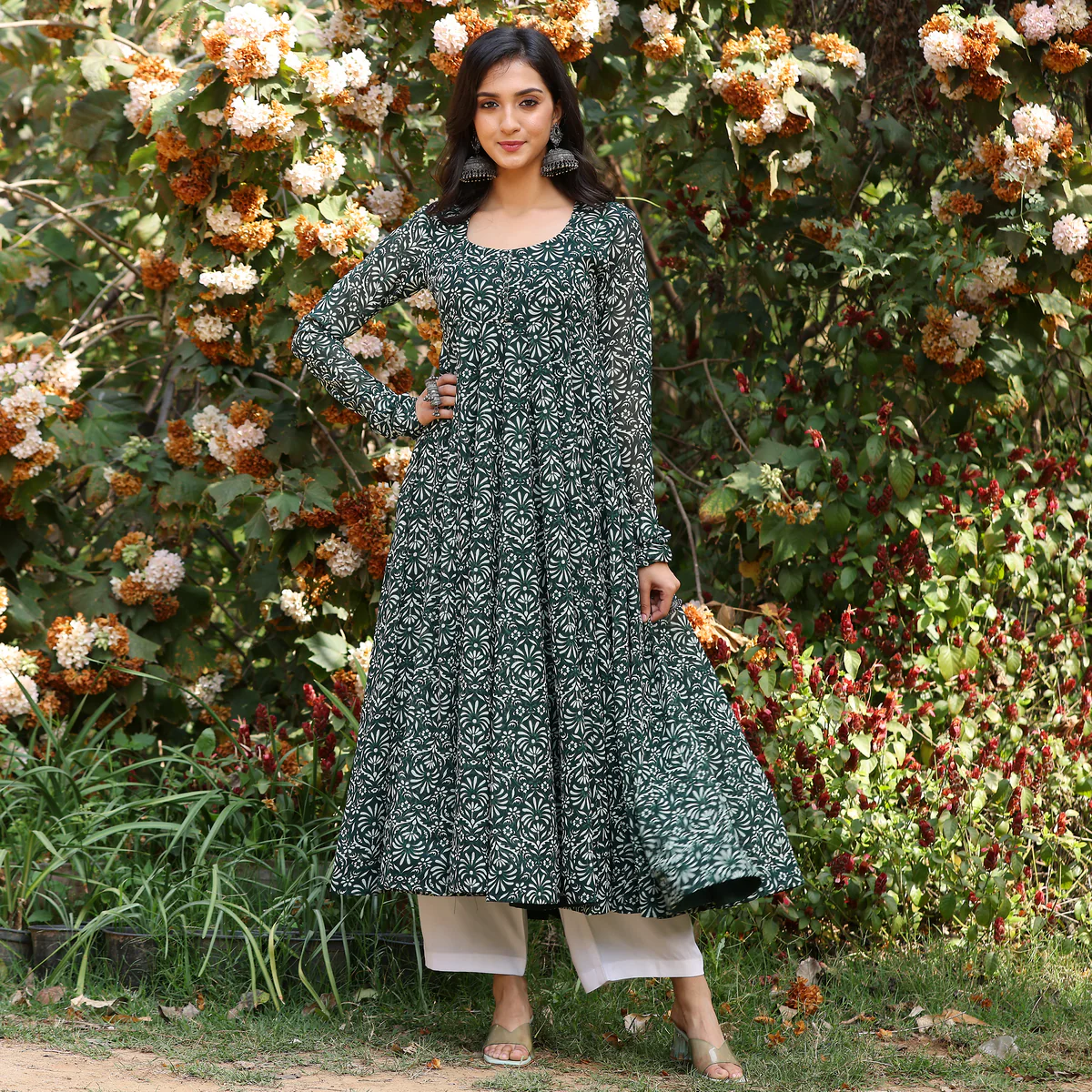 Savnika Gher Gerogette Kurta - Image 7