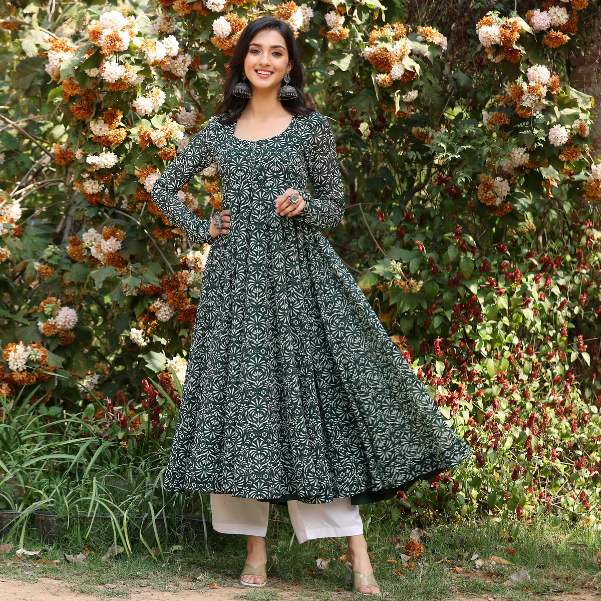Savnika Gher Gerogette Kurta - Image 8