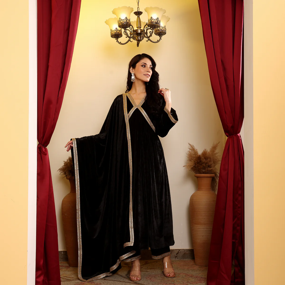 Shazia Velvet Set - Image 10