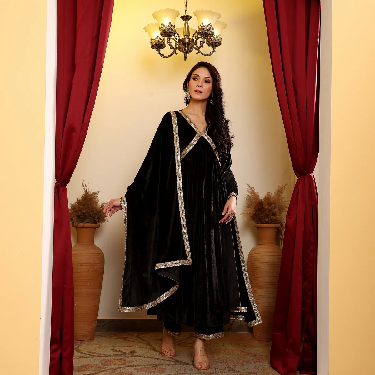 Shazia Velvet Set - Image 11