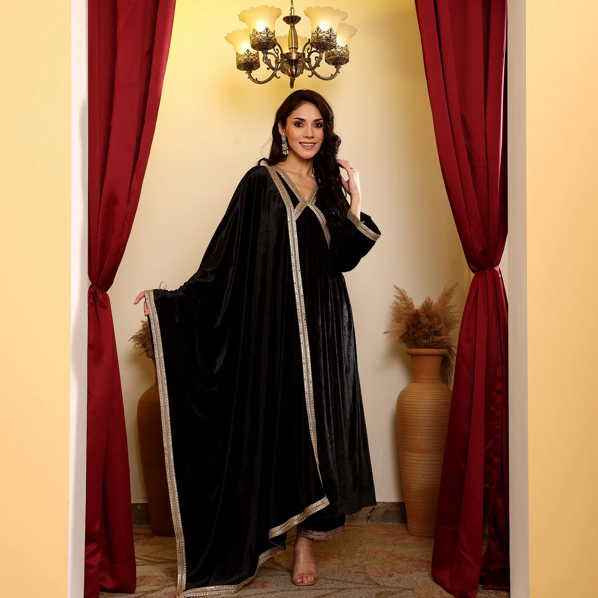 Shazia Velvet Set - Image 12