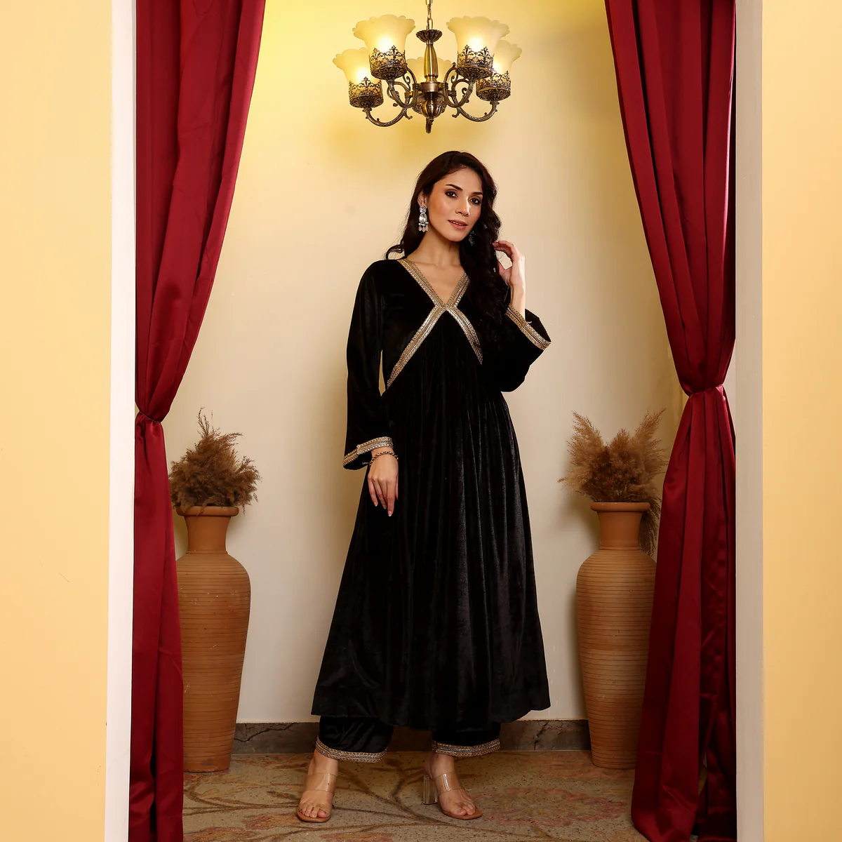 Shazia Velvet Set - Image 2