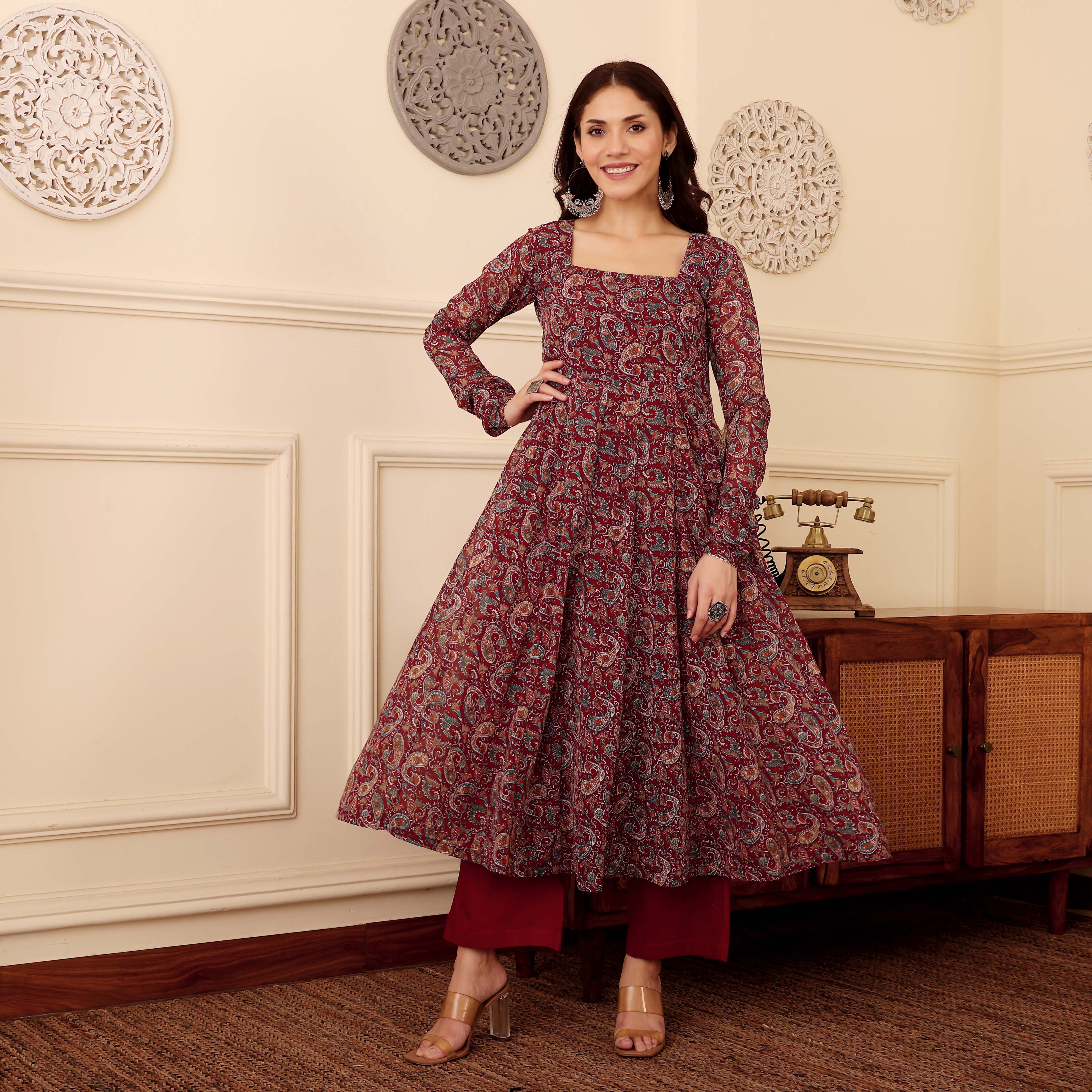 Shiuli Gher Gerogette  Kurta - Image 4