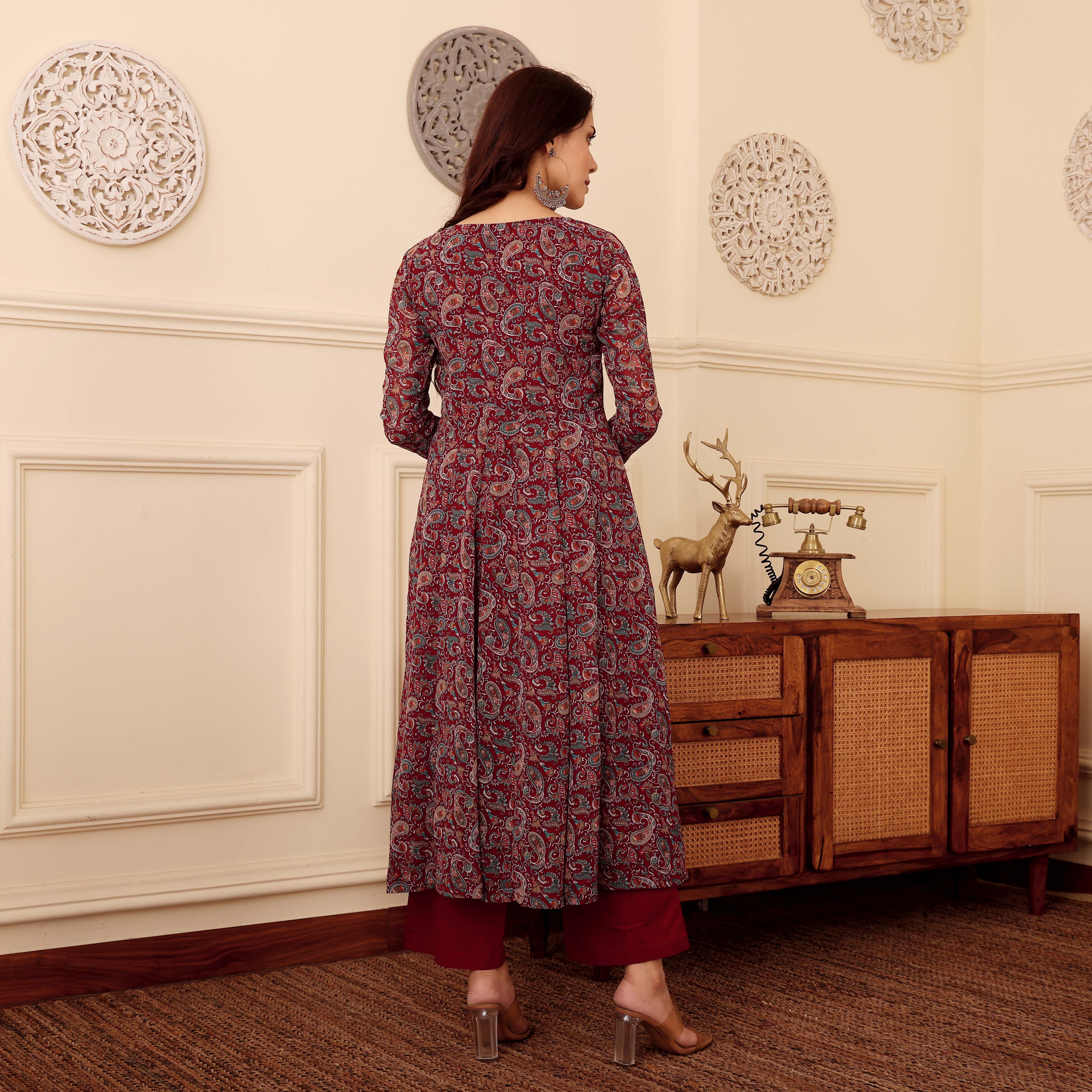 Shiuli Gher Gerogette  Kurta - Image 5