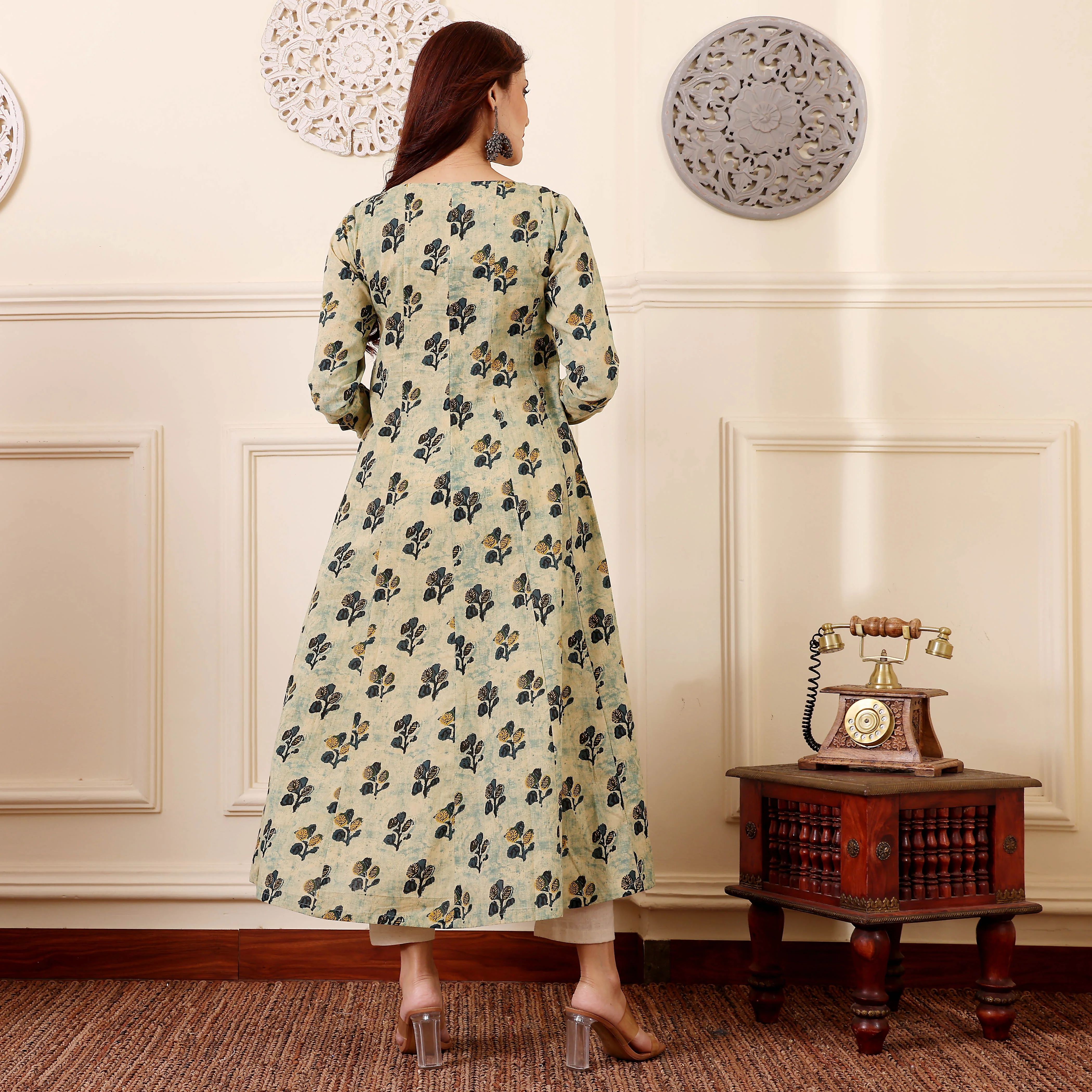 Shrina Cotton Kurta - Image 8