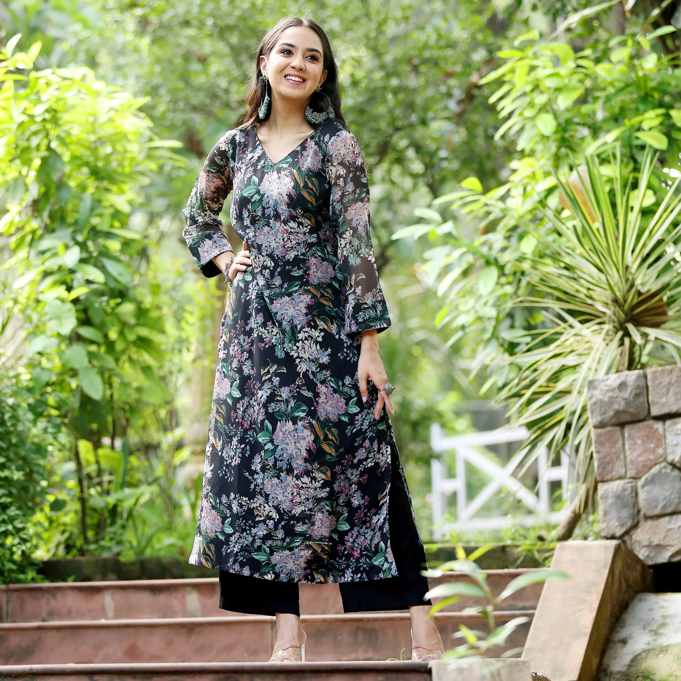 Sivi Georgette Kurta - Image 3