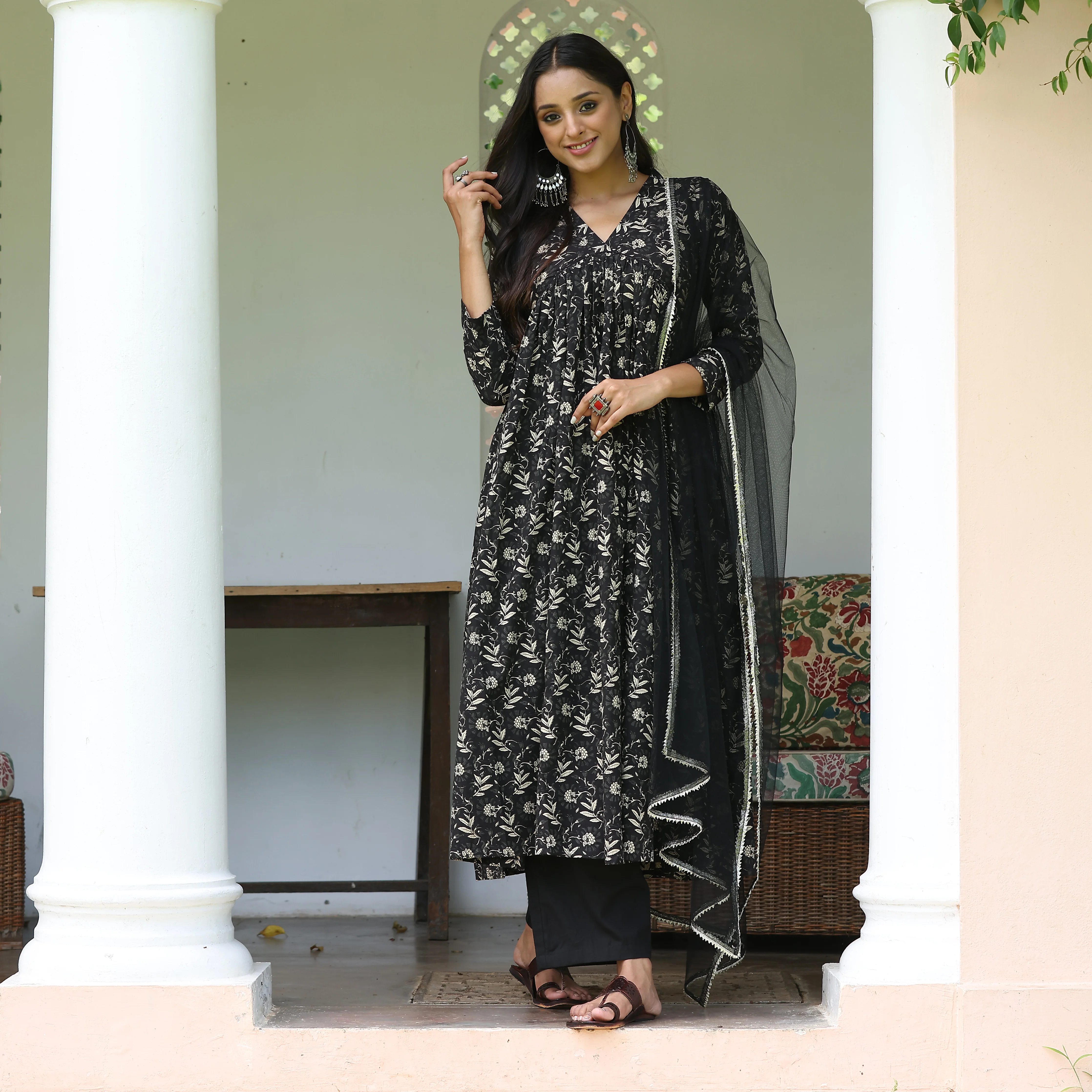Sukanya Kali Side Slit Set - Image 2