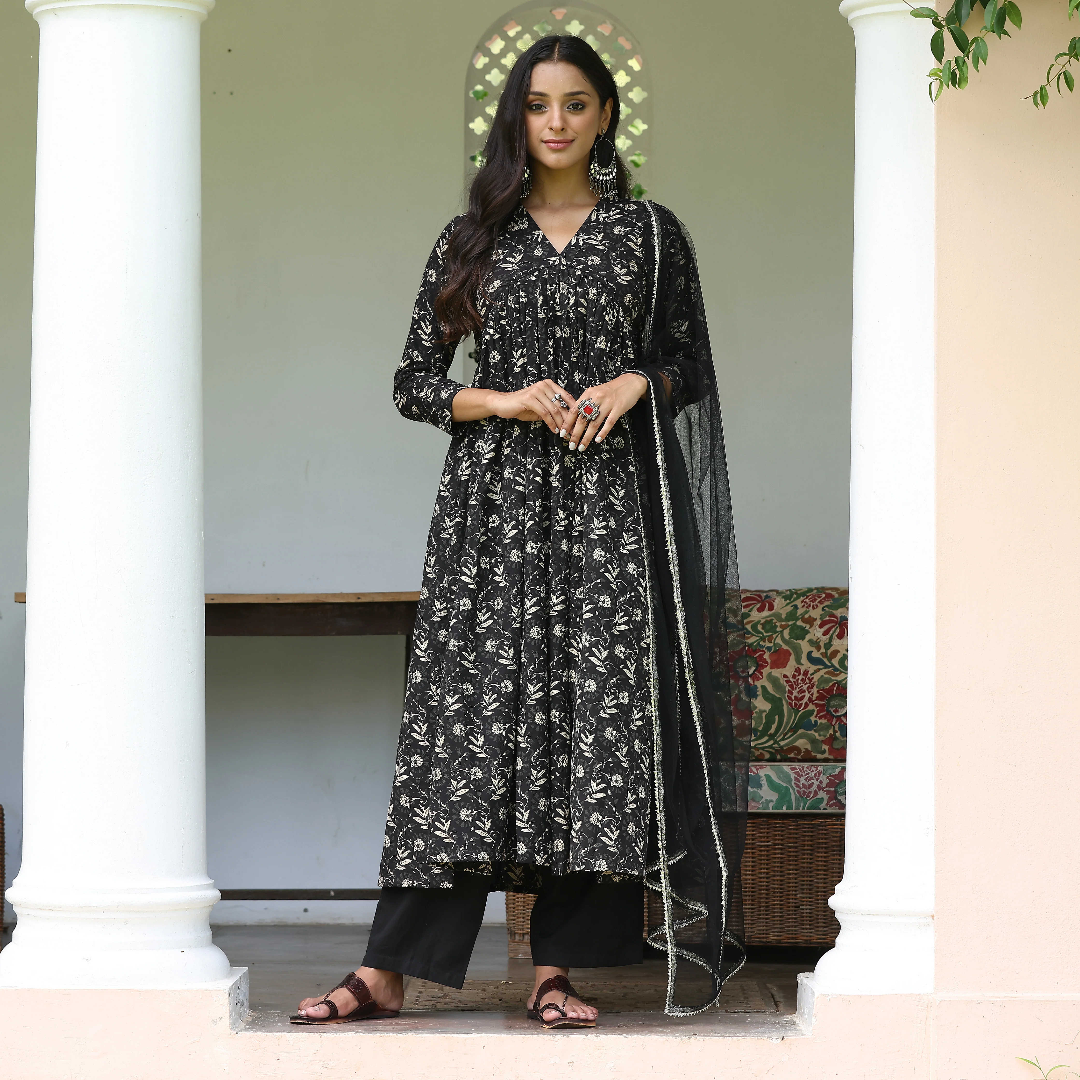 Sukanya Kali Side Slit Set - Image 8