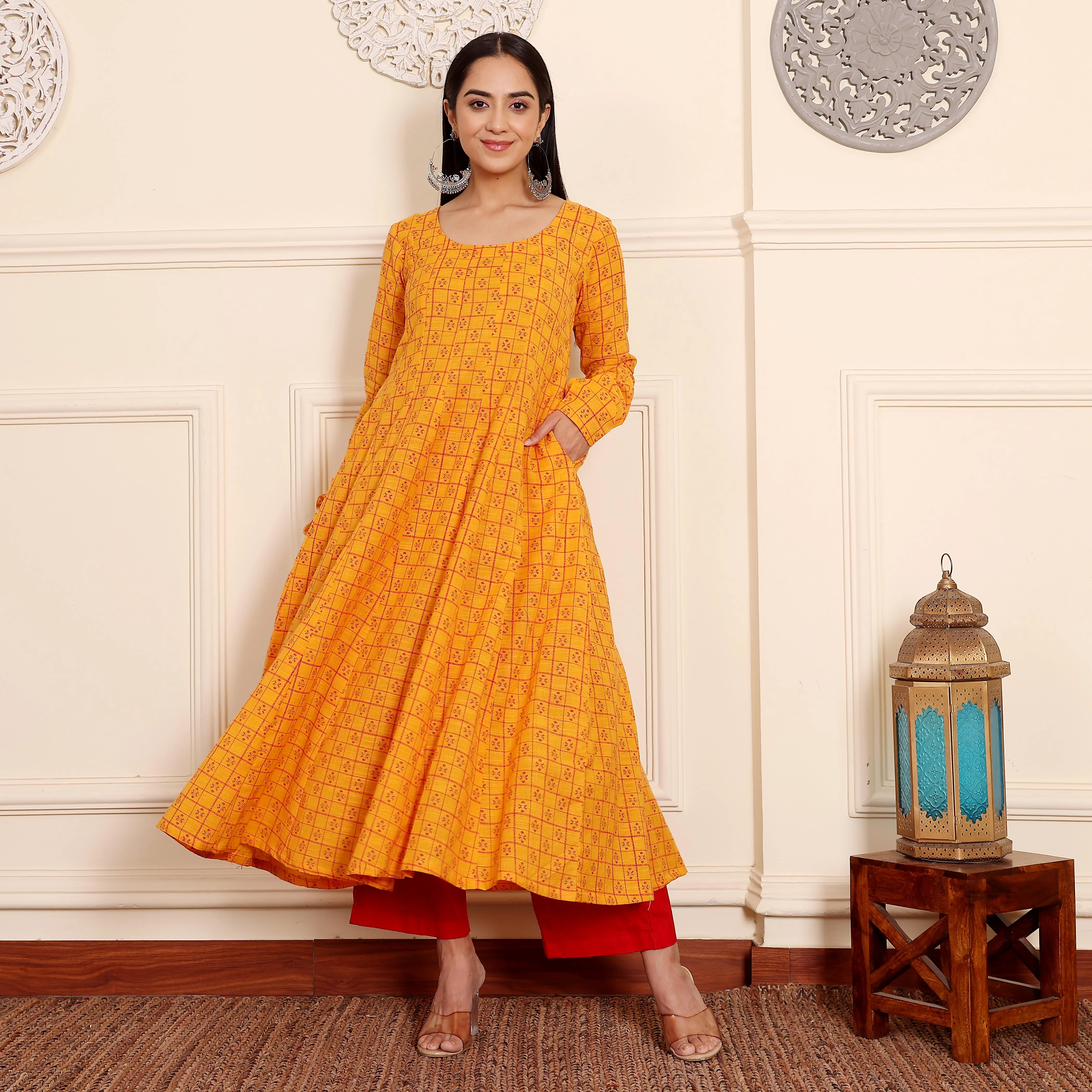 Tanuja Slub Cotton Kurta - Image 4