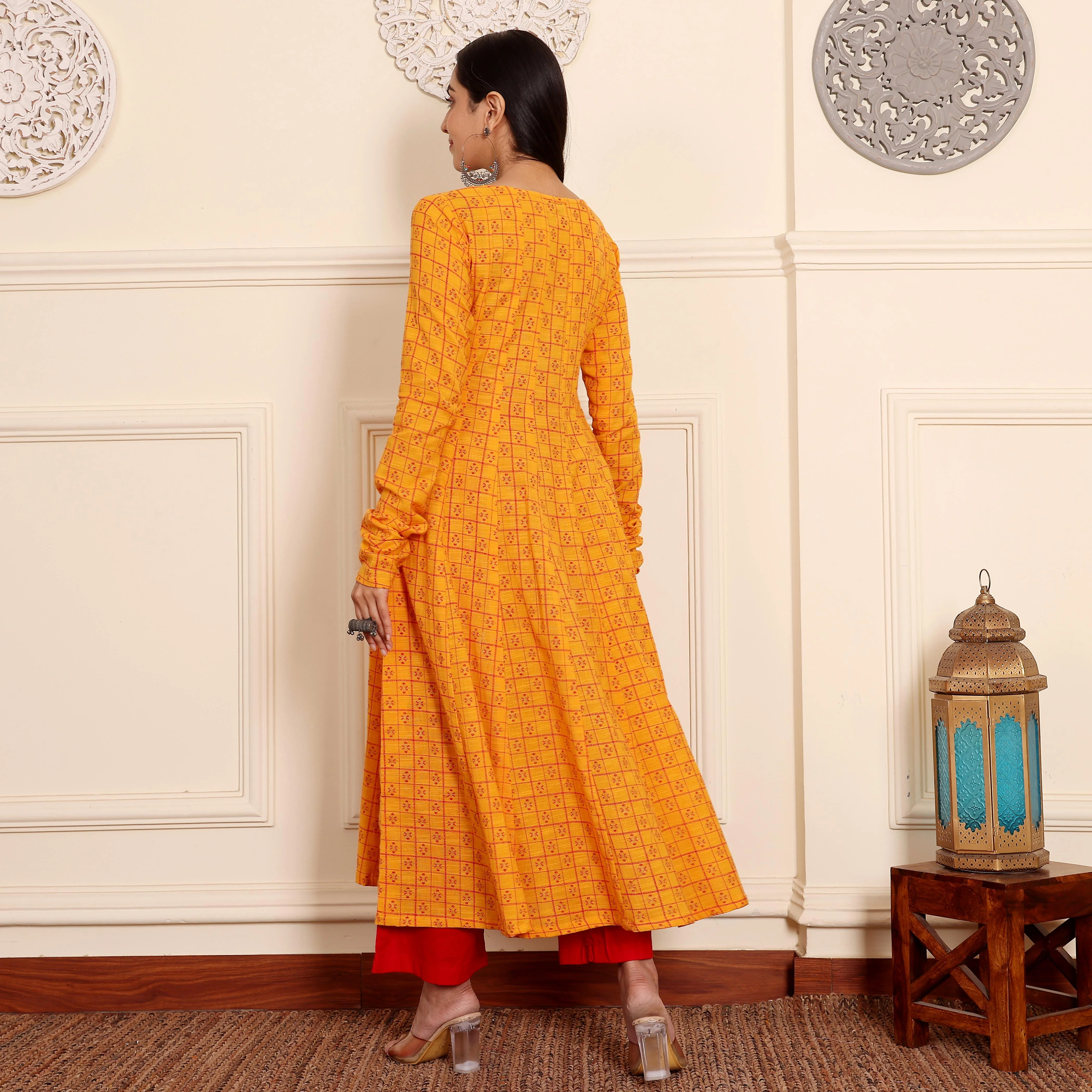 Tanuja Slub Cotton Kurta - Image 8